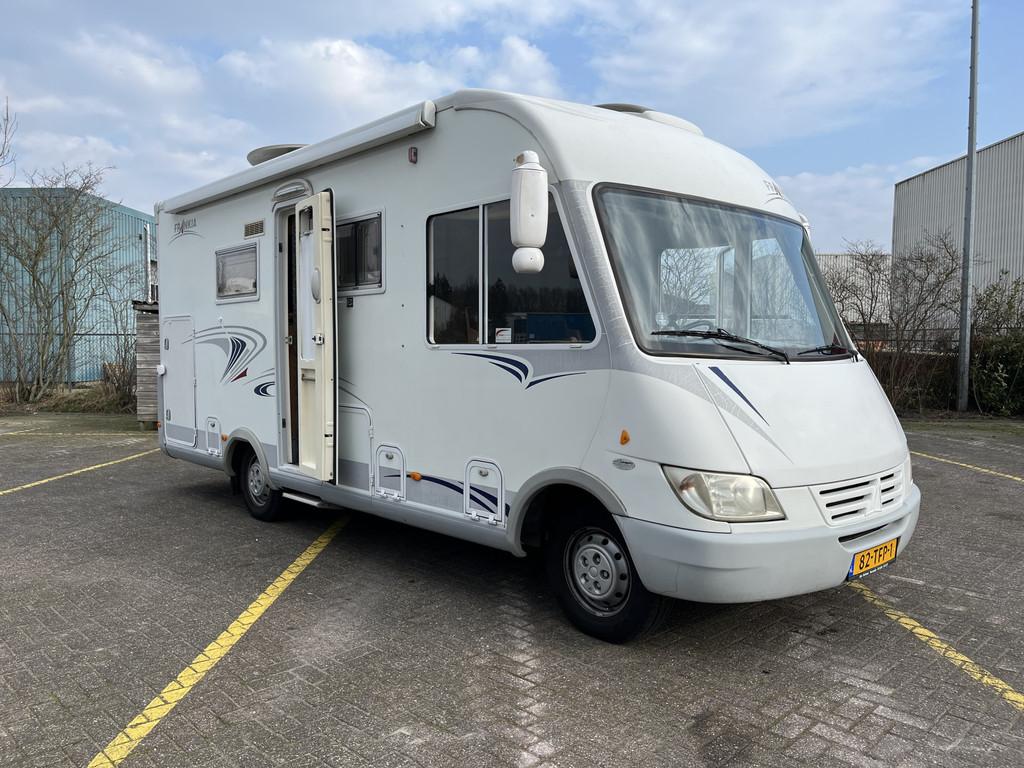 Frankia 600 / Camera / Airco / Sat / Zonnepaneel / Top staat, Overige merken, Info@autocenterveenstra.nl, Produksjewei 15
8501XD  JOURE, NL