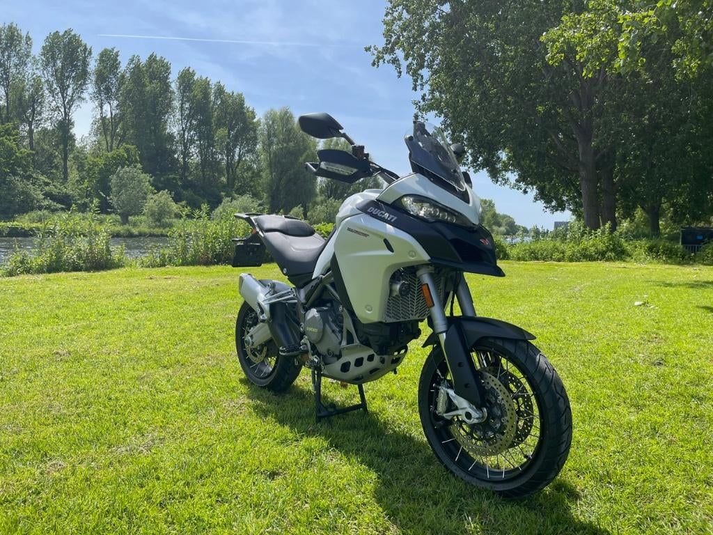 Ducati Multistrada 1200 Enduro 2018, Motoren, Motoren | Ducati, Traction Control, 4 cilinders, Gebruikt, Particulier