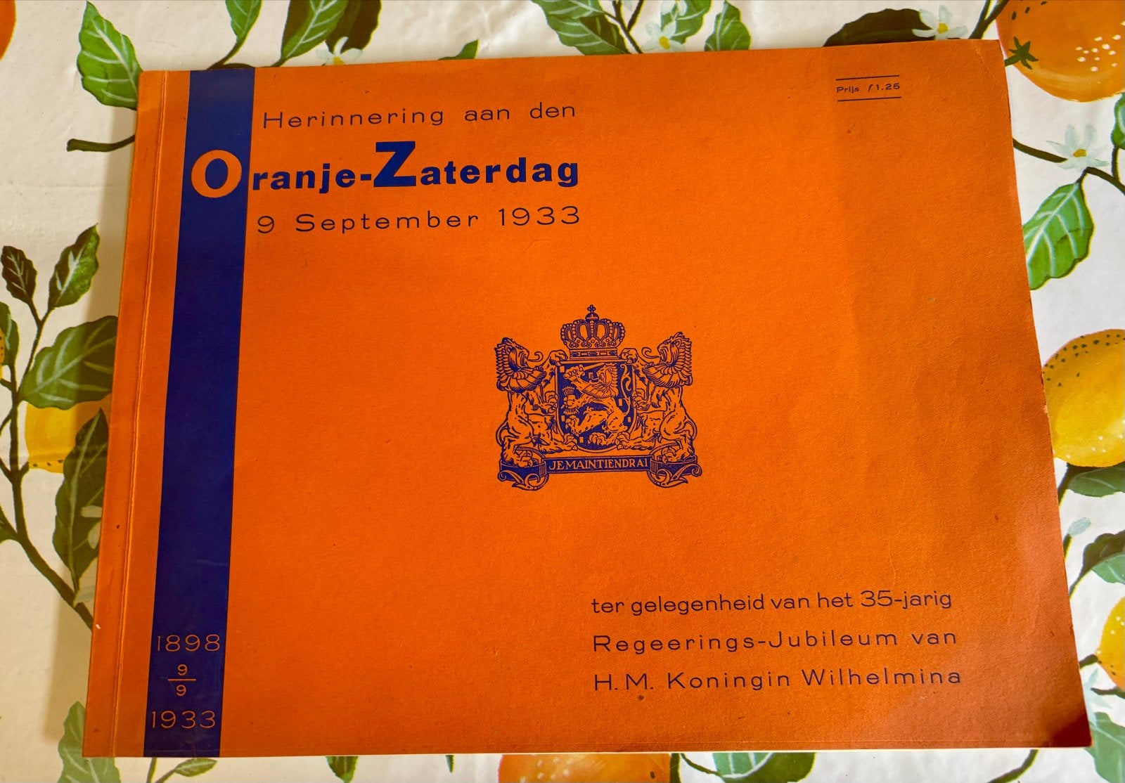 Herinnering Oranje-Zaterdag 1933 Wilhelmina Jubileum, Verzamelen, Koninklijk Huis en Royalty, Ophalen of Verzenden, Gebruikt, Nederland