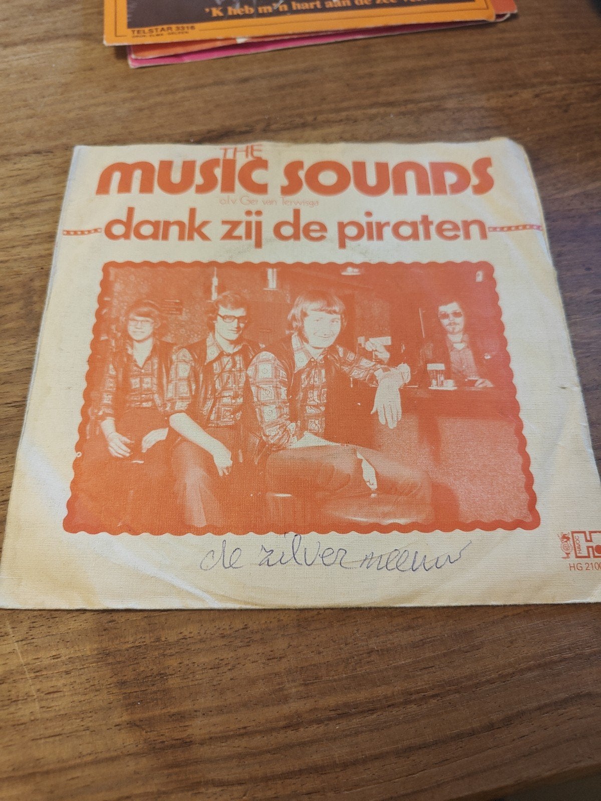 The Music Sounds - Dank zij de piraten, Ophalen of Verzenden, Gebruikt, 7 inch, EP