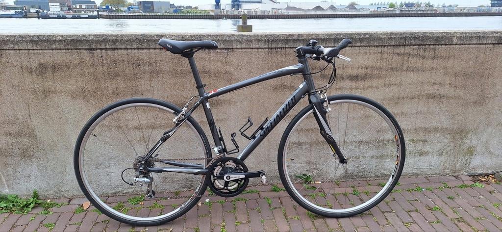 Specialized Sirrus 54, Fietsen en Brommers, Fietsen | Heren | Sportfietsen en Toerfietsen, 28 inch, Gebruikt, Meer dan 20 versnellingen