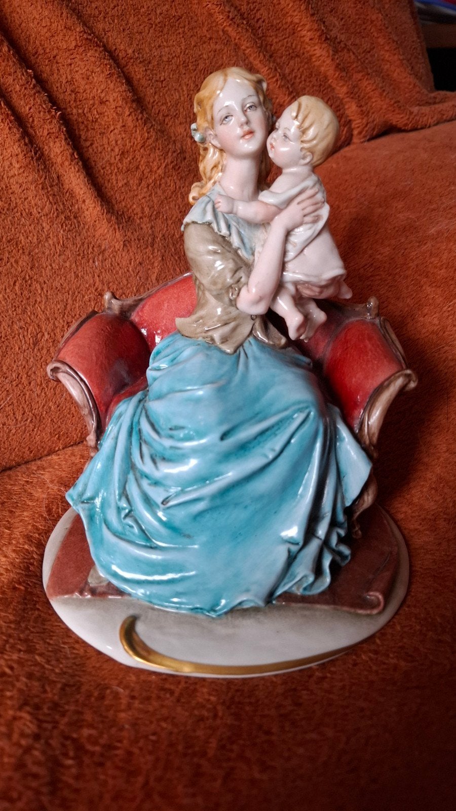 🎄Figurine Capodimonte porcelein: moeder met kind €50, Ophalen, Zo goed als nieuw, Overige typen