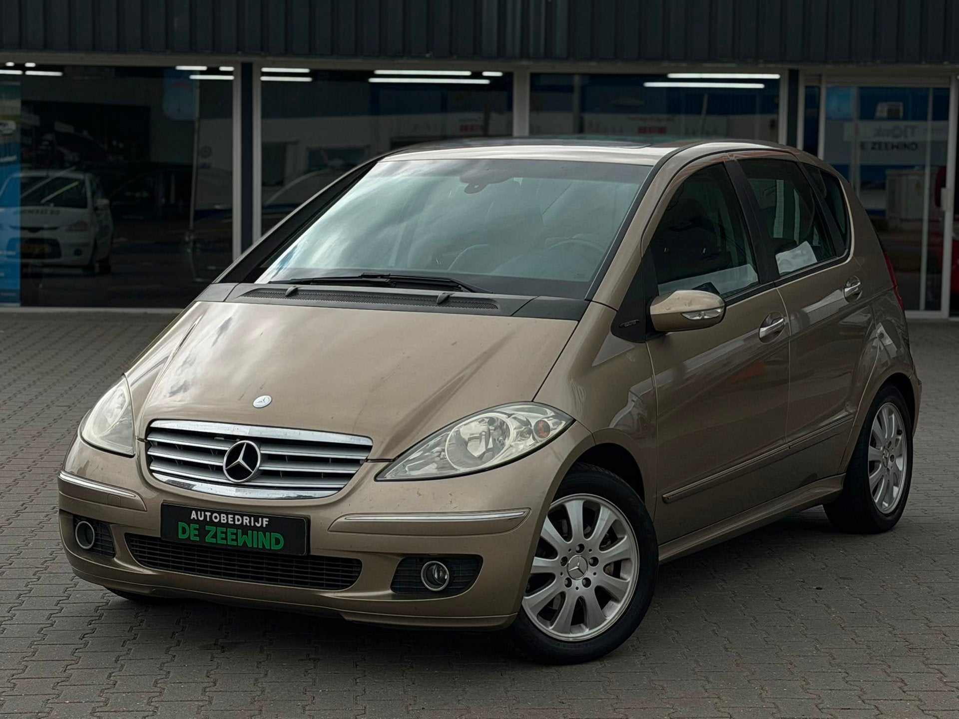 Mercedes-Benz A-klasse 200 Avantgarde|camera|Apple carplay|R, Auto's, Voorwielaandrijving, 136 pk, Gebruikt, 4 cilinders
