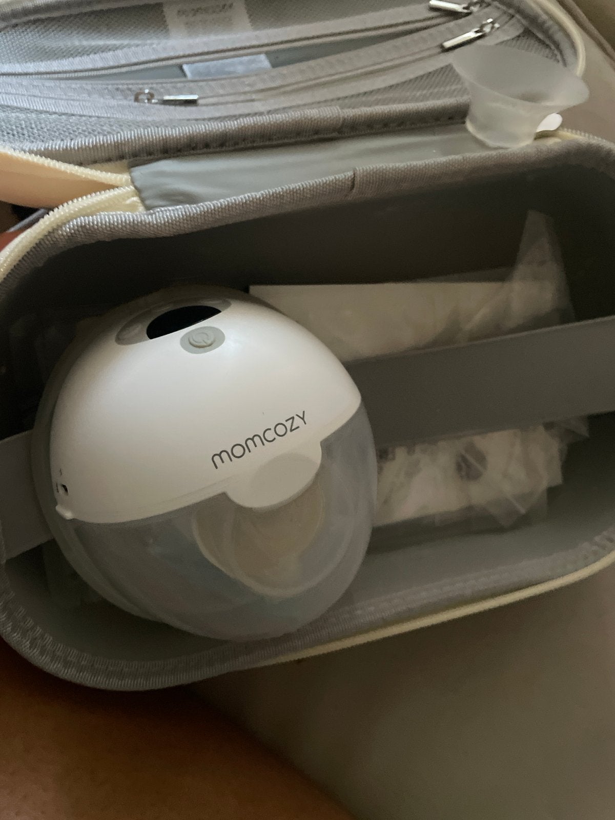 Momcozy Draagbare Borstkolf - Handsfree en Comfortabel, Ophalen, Overige merken, Borstkolf, Zo goed als nieuw