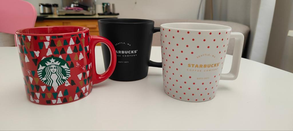 Starbucks Kerstmokken Collectie - 3 Stuks, Ophalen of Verzenden, Zo goed als nieuw
