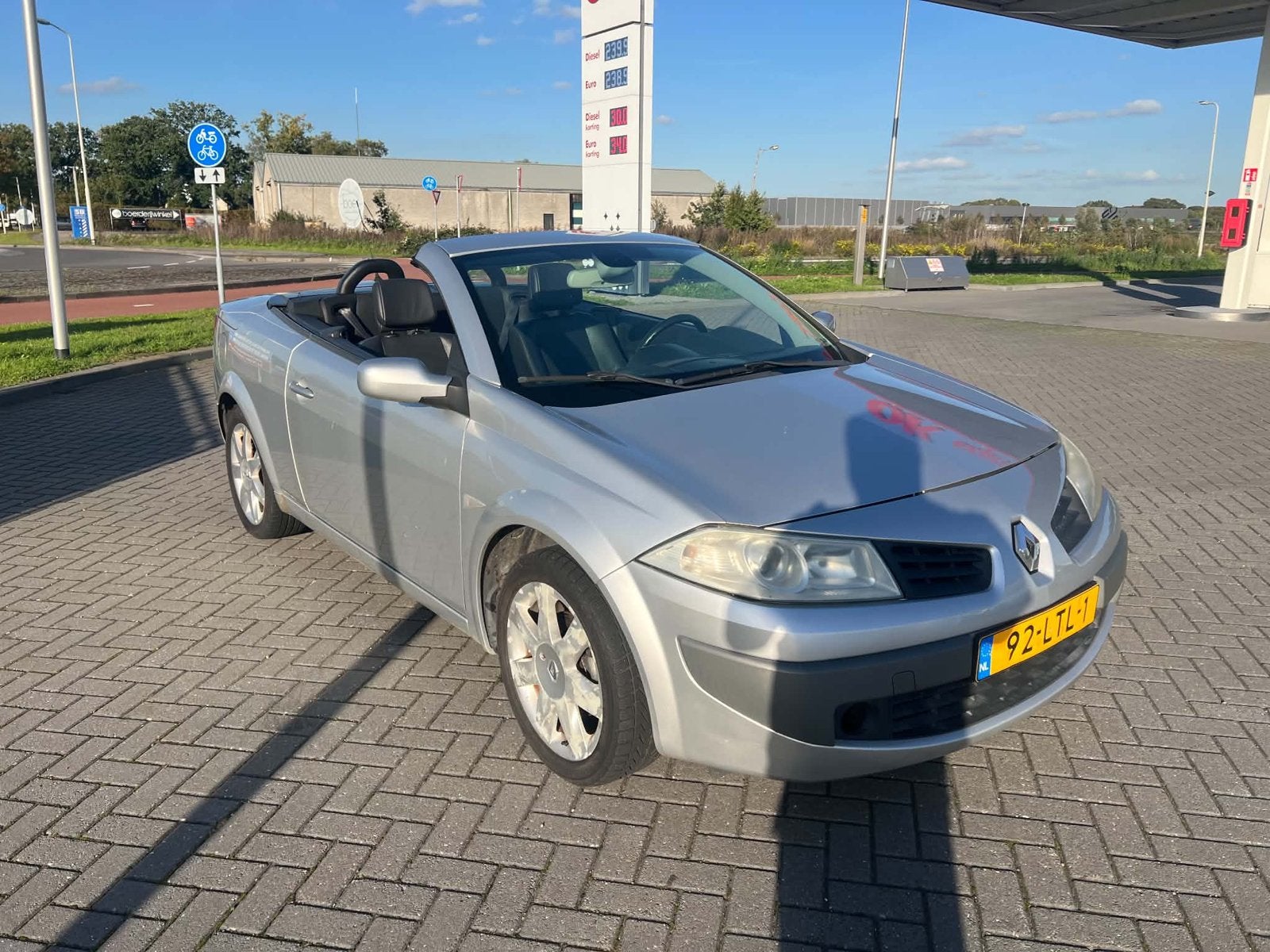 Renault Mégane 2.0 16V Autcom Cabrio Euro4 2007 Grijs, Voorwielaandrijving, 1998 cc, 4 cilinders, Cabriolet
