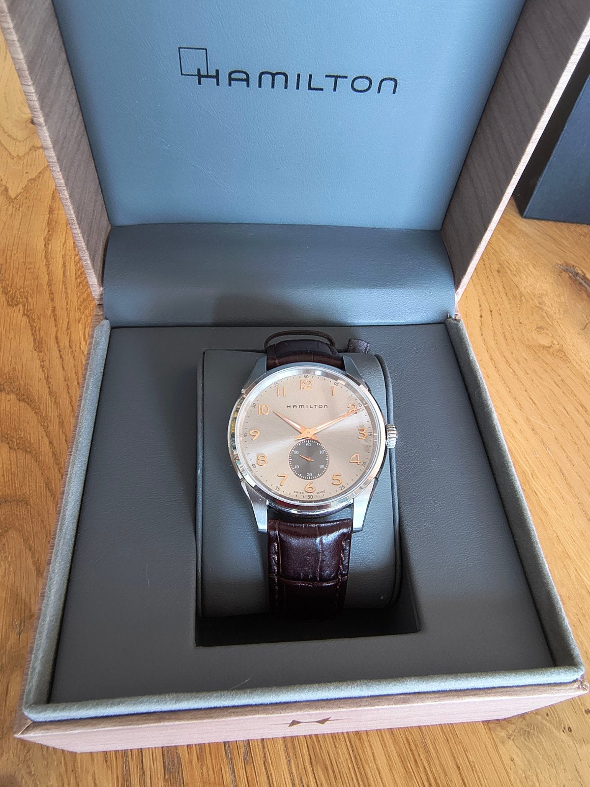 Hamilton Jazzmaster Thinline Small Second – H38411580 – Full, Sieraden, Tassen en Uiterlijk, Horloges | Heren, Ophalen of Verzenden