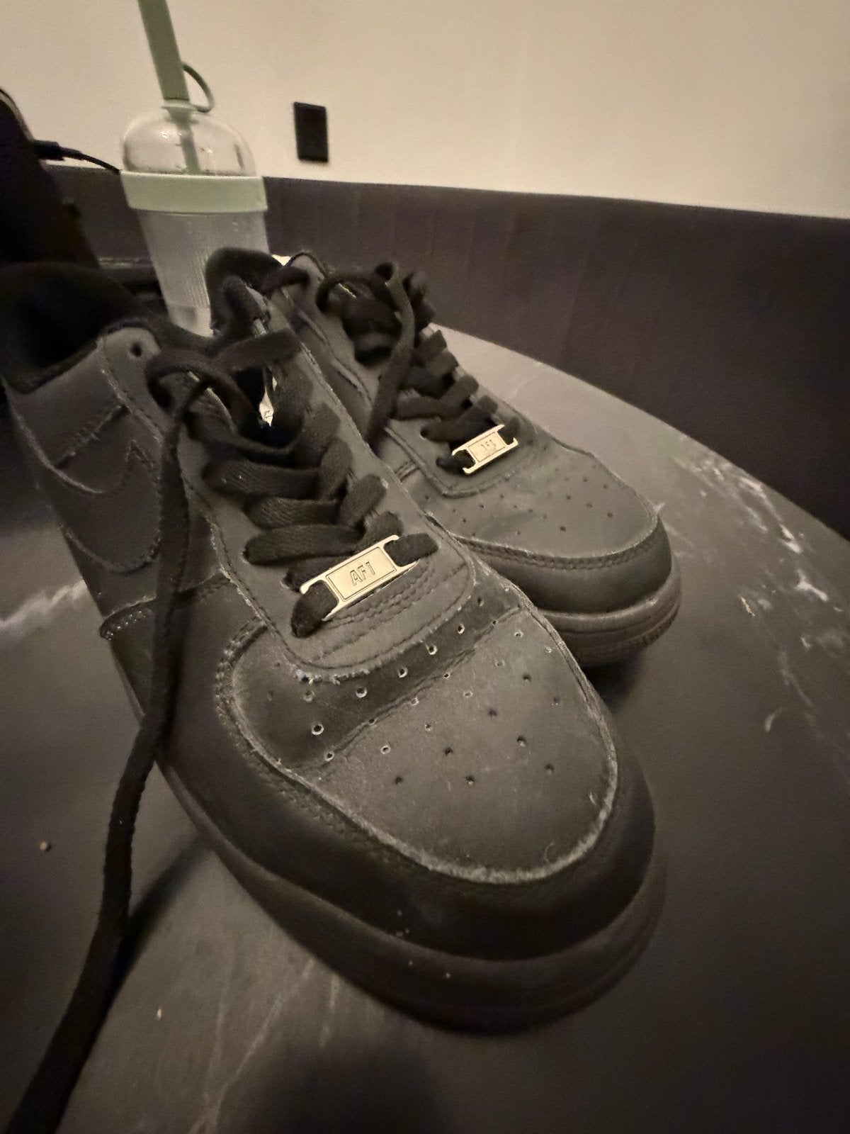 Nike Air Force 1 Low '07 Zwart - Maat 41, Ophalen of Verzenden, Gedragen, Zwart, Sneakers of Gympen