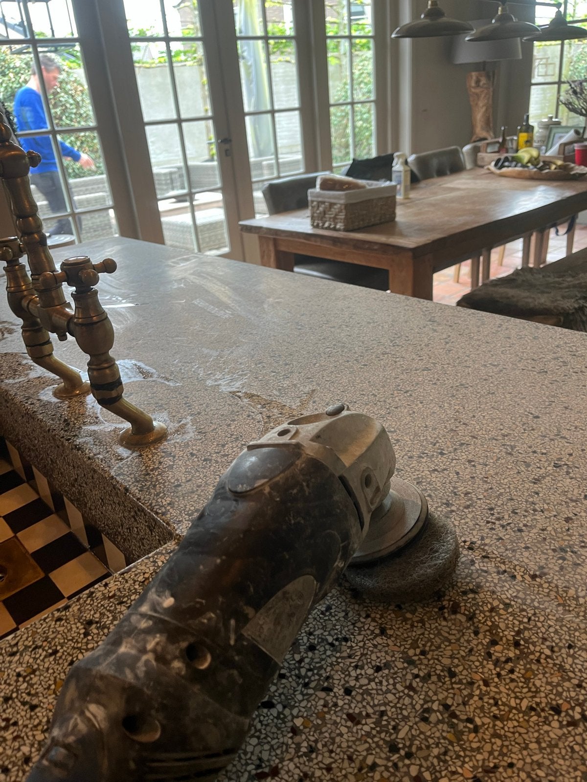 Aanrechtblad terrazzo hardsteen basalt polijsten