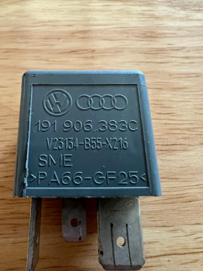VW Audi Relais 191 906 383C - Gebruikt, Ophalen, Gebruikt, Volkswagen