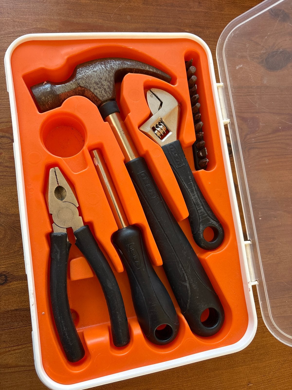 Ikea Gereedschapsset met nijptang, hamer, schroevendraaier, Ophalen, Gebruikt, Gereedschapsset, Overige merken