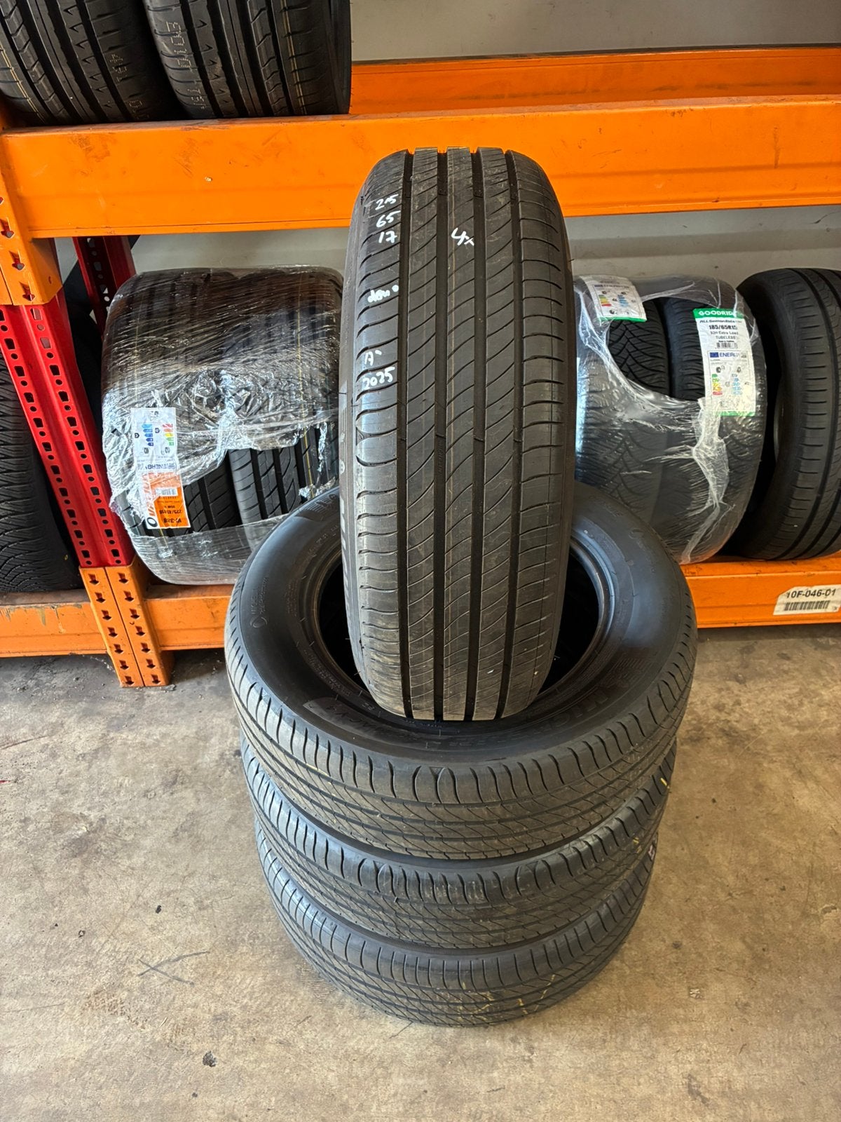 Michelin Demo  4x 215/65/17 banden 2025 nieuw, Auto-onderdelen, Banden en Velgen, Ophalen, 17 inch, Band(en), Personenwagen