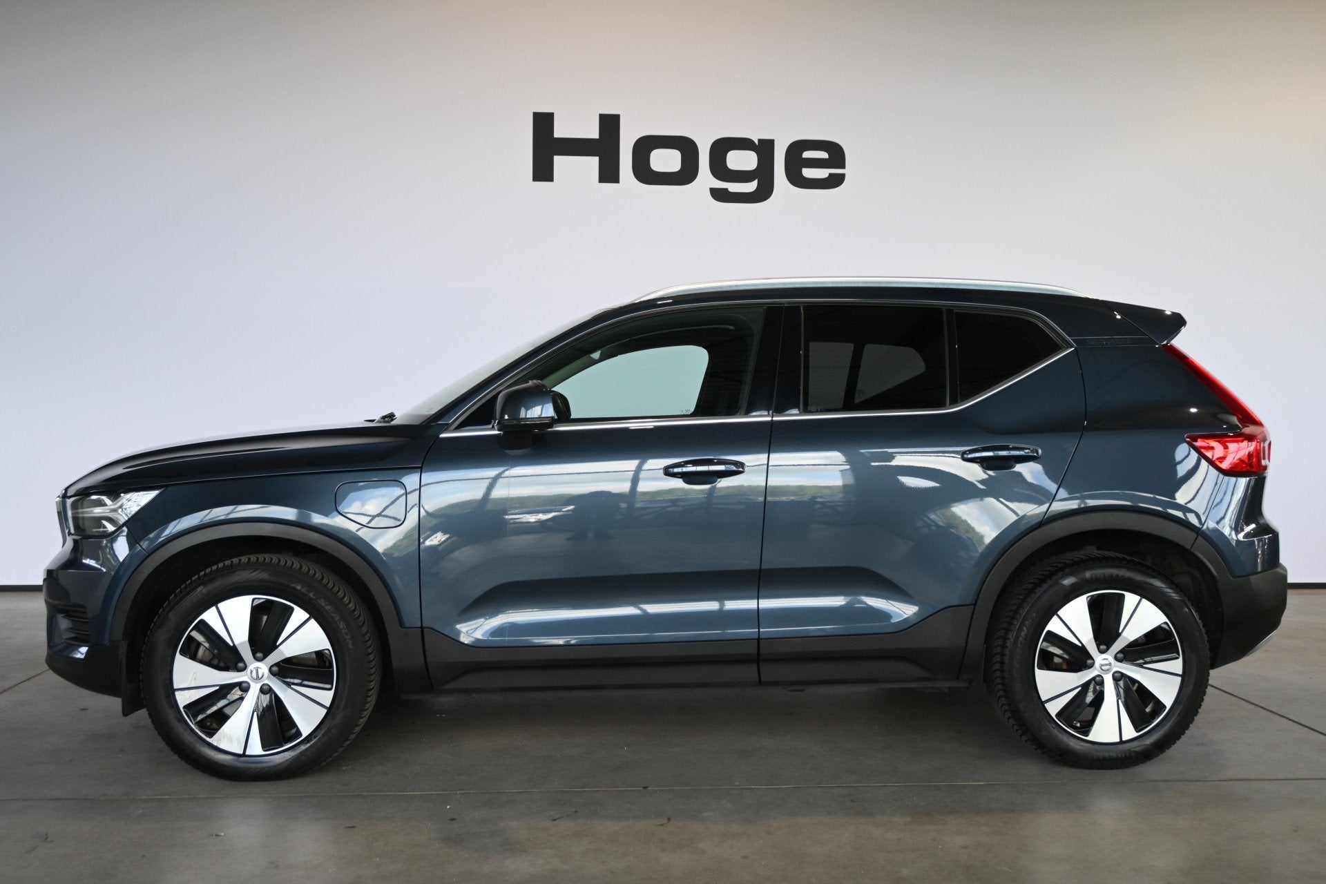 Volvo XC40 1.5 T5 Recharge Inscription Clima Cruise CarPlay, Auto's, Stof, Met garantie (alle), Blauw, Bedrijf