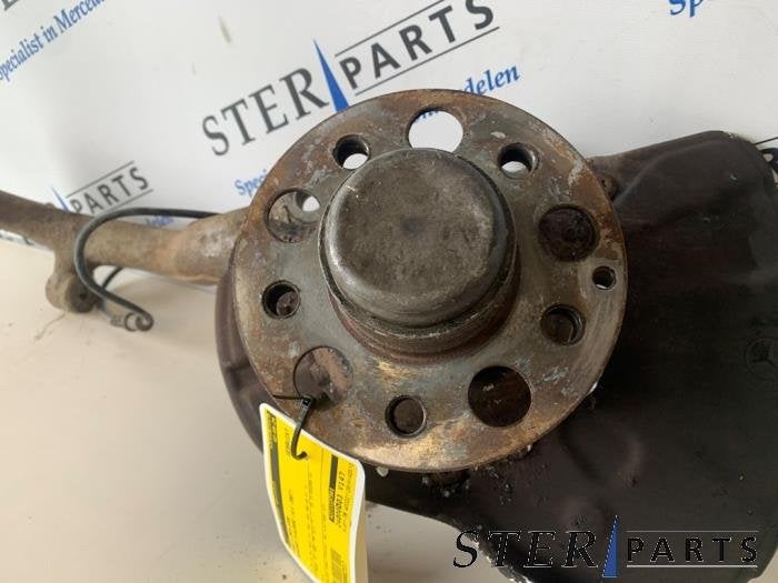 Fusee links-voor van een Mercedes S-Klasse, Gebruikt, -, Ophalen of Verzenden, -