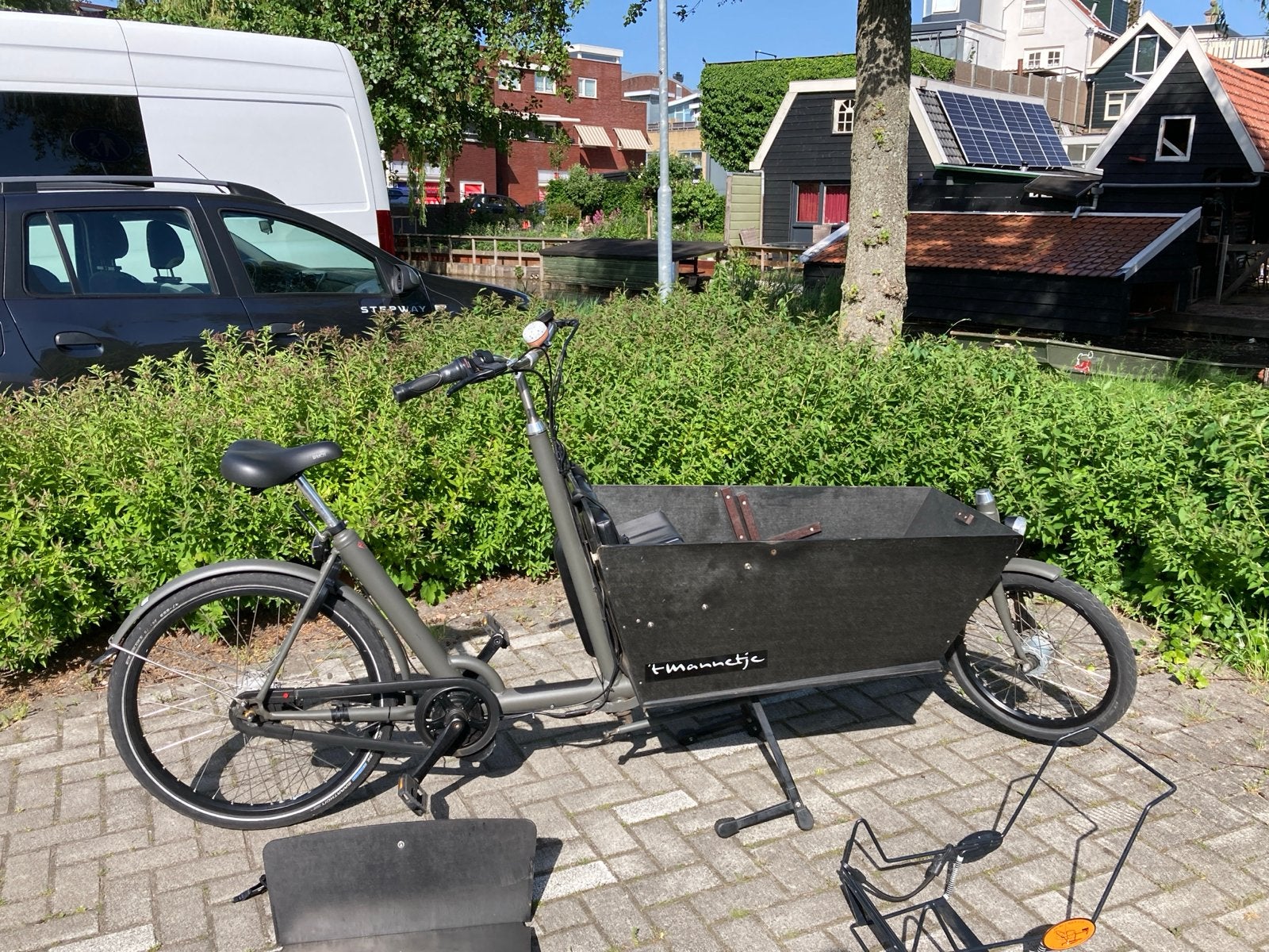 Bakfiets nl Cargo Long Elektrisch - Nieuw Accu - Vol opties, Gebruikt, 3 kinderen, Huif, Trommelrem