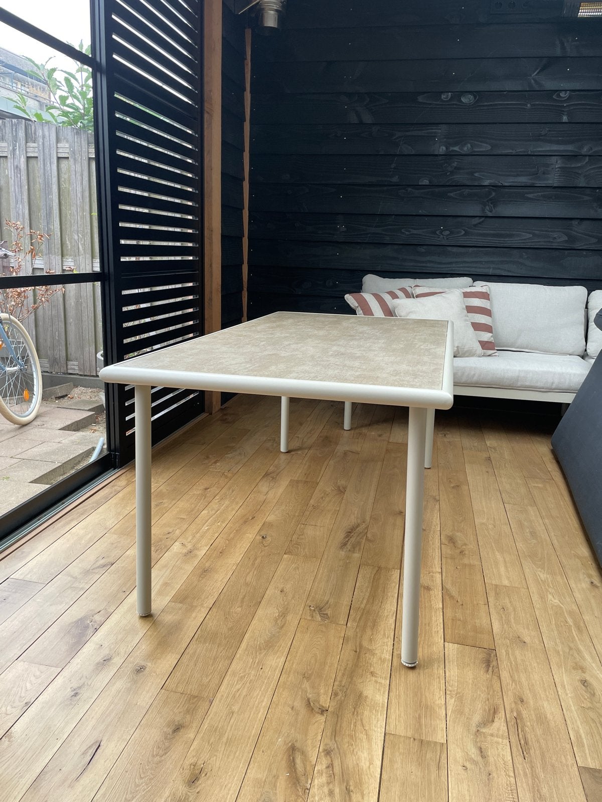 Nieuwe hoge tafel van Intratuin (lounge set), Tuin en Terras, Tuintafels, Nieuw, Rechthoekig, Overige materialen, Ophalen