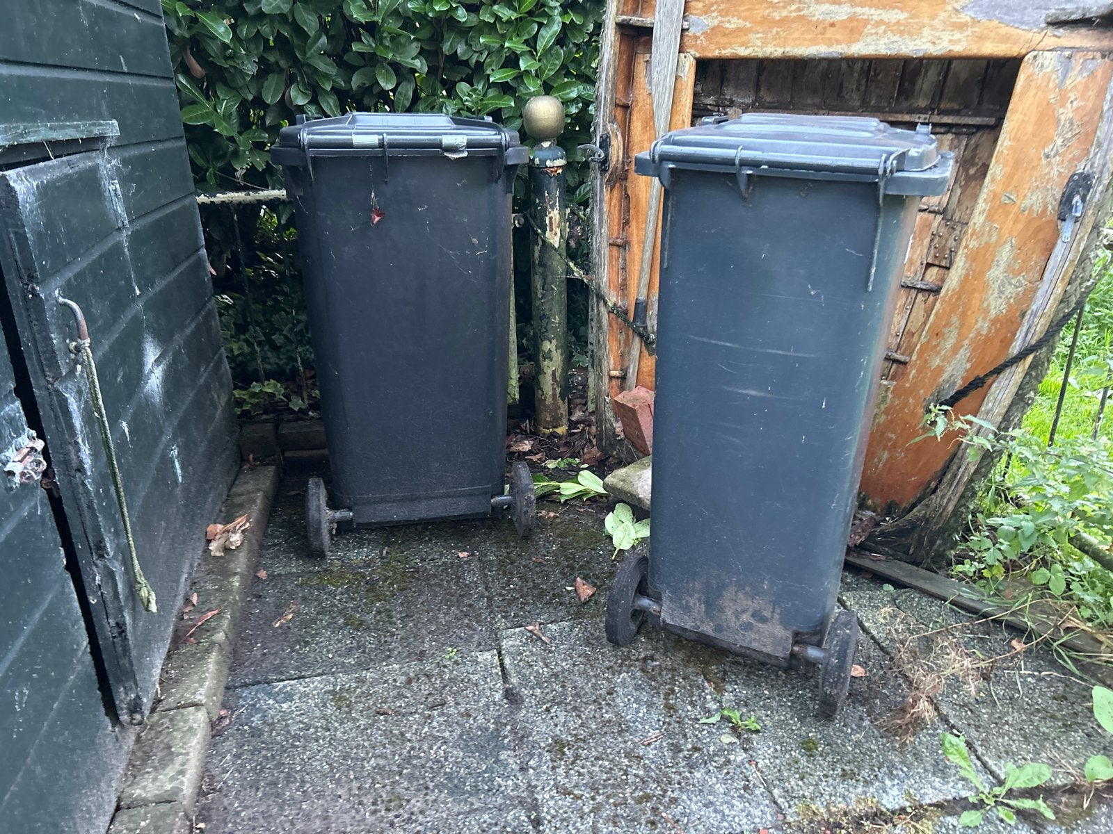 Twee gebruikte klikos, Kunststof, Gebruikt, 40 liter of meer, Ophalen of Verzenden