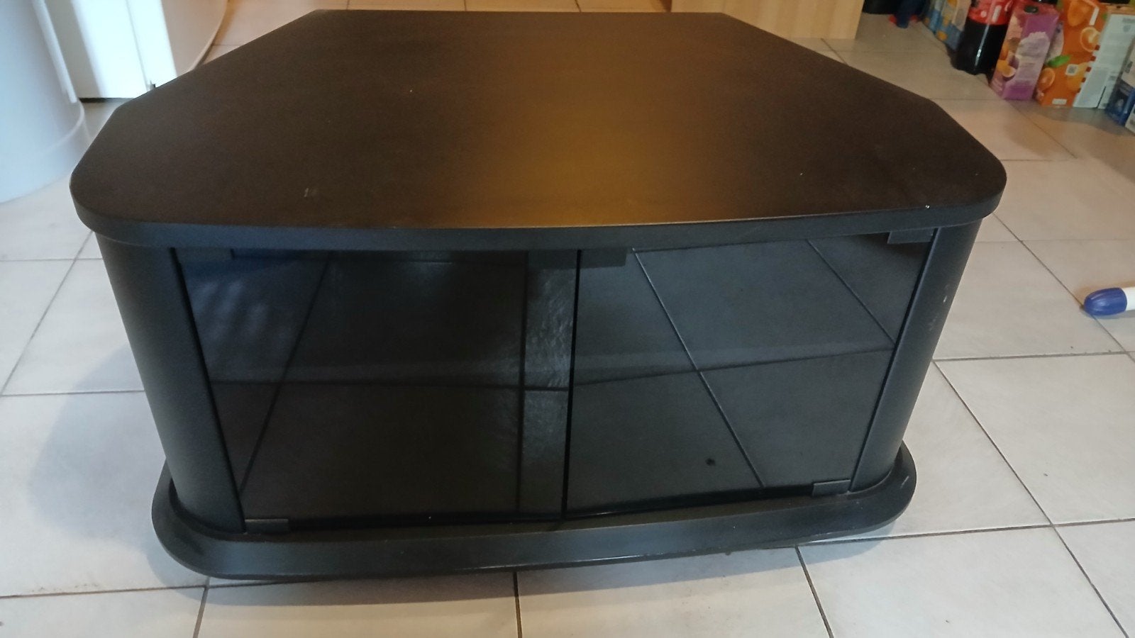 TV/Audio meubel, zwart met 2 donkere glazen deurtjes, Ophalen, Gebruikt, 50 tot 100 cm, Minder dan 100 cm
