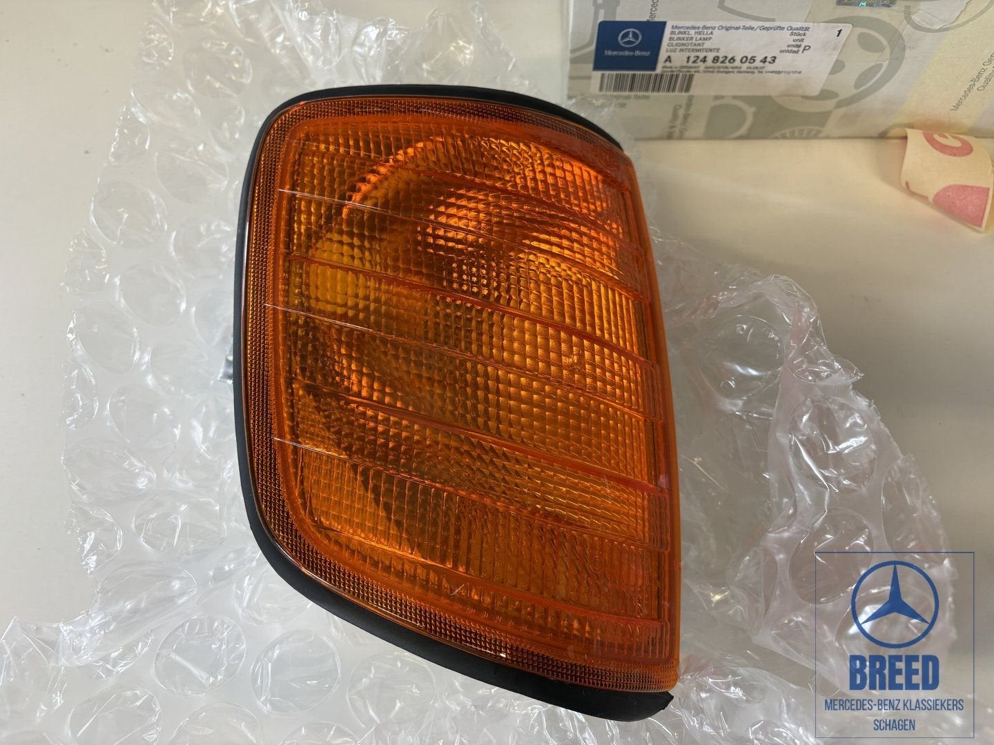 NOS knipperlicht rechts Hella voor Mercedes-Benz W124, Auto-onderdelen, -, Nieuw, Ophalen of Verzenden, -