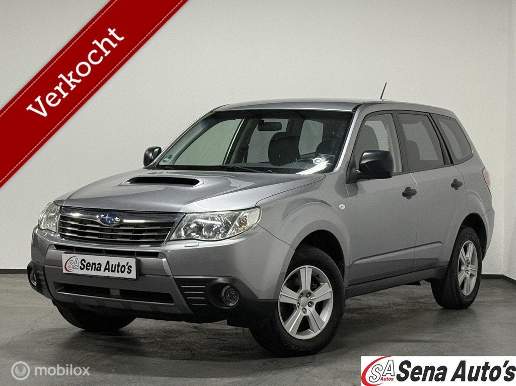 Subaru Forester 2.0 D X Comfort 4X4/ Xenon/ Trekhaak.., Auto's, Subaru, 1998 cc, Stof, Gebruikt, Zwart