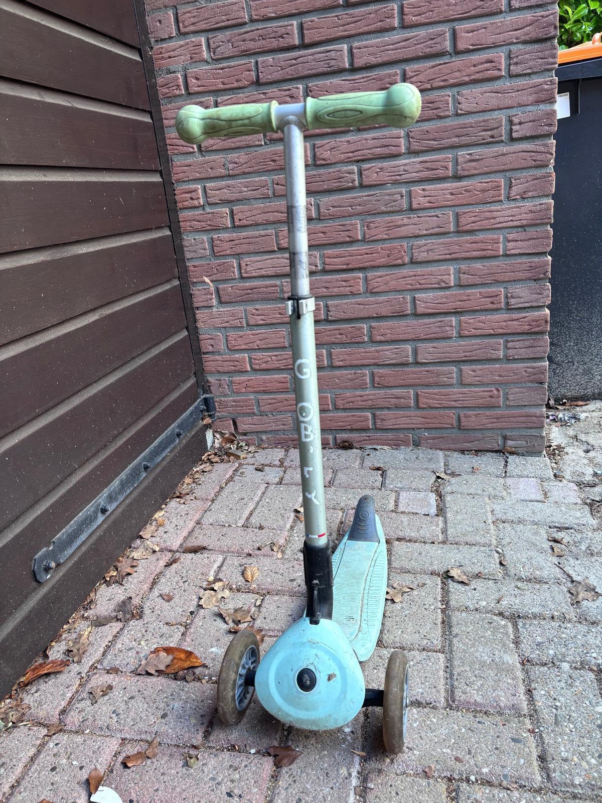 Globber kinderstep met 3 wielen en lichtjes in de voorwielen, Ophalen, Gebruikt, Gewone step