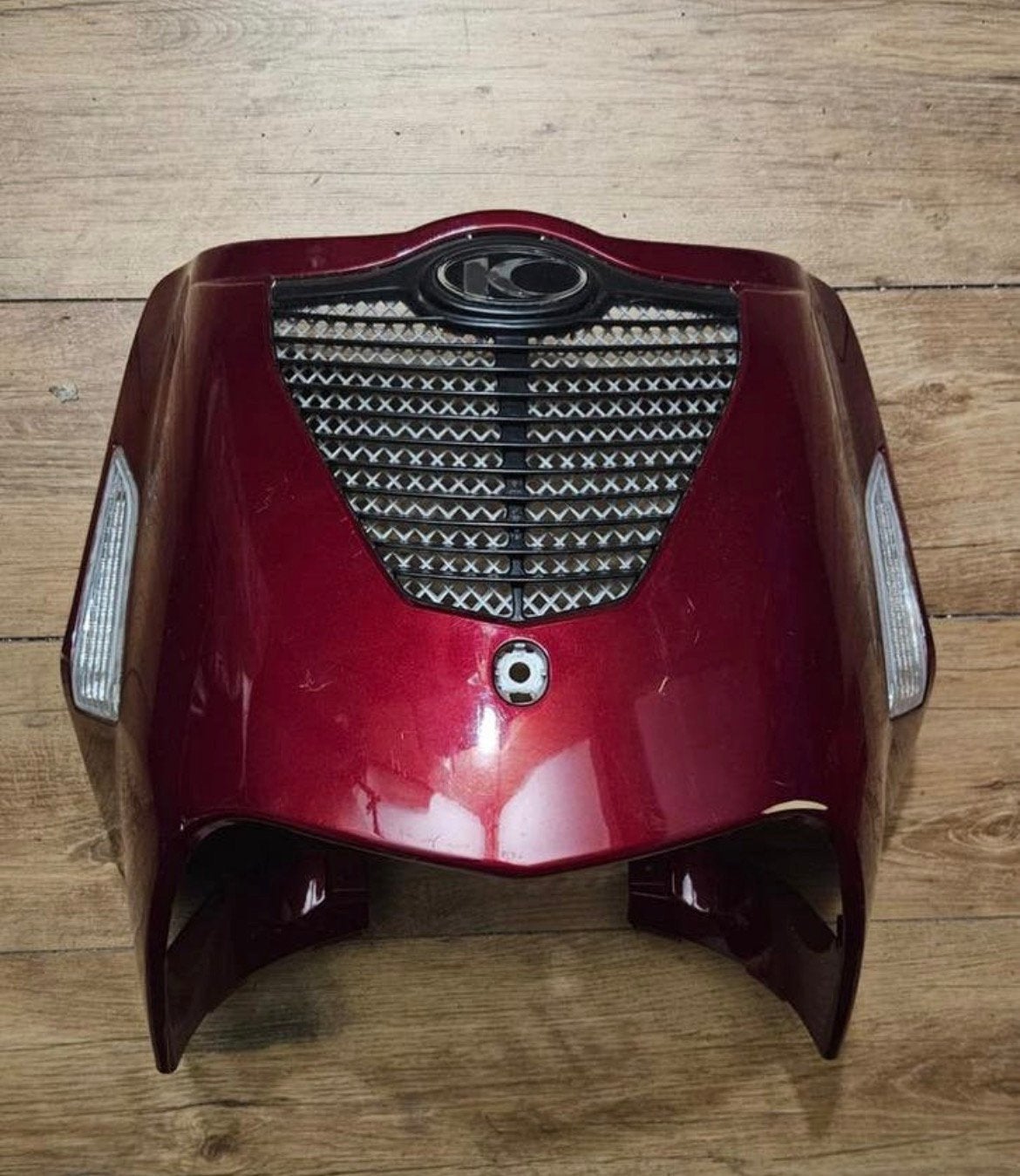 Voorkap Kymco people s rood €45, Motoren, Ophalen of Verzenden