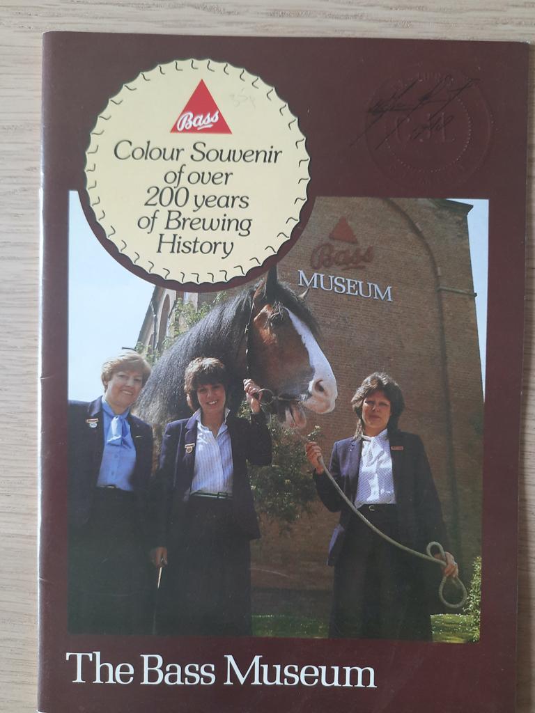 The Bass Museum, color souvenir, Verzamelen, Biermerken, Ophalen of Verzenden, Zo goed als nieuw, Overige typen, Overige merken