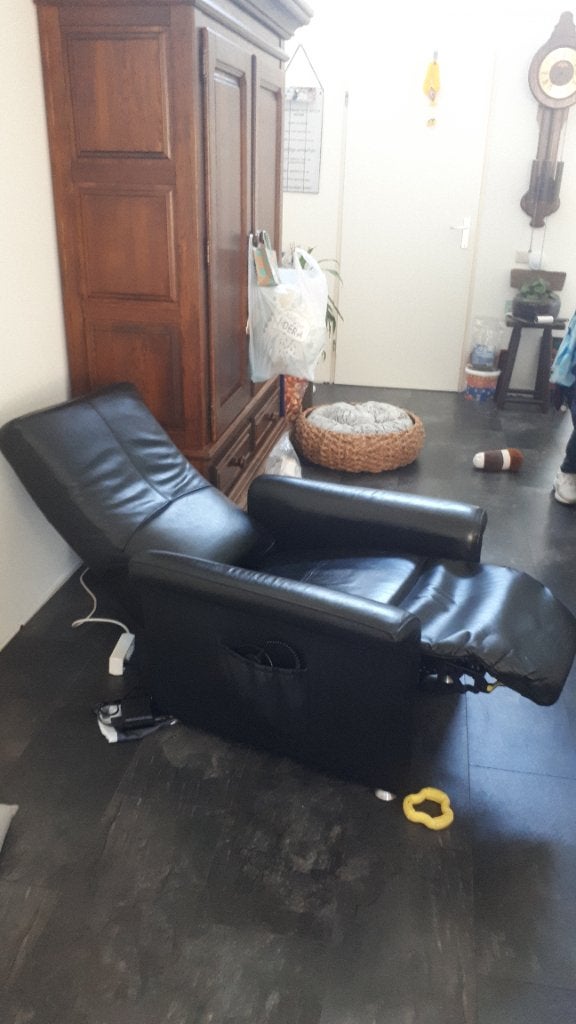 Relaxstoel / fauteui. Zwart, Ophalen, Gebruikt, Minder dan 75 cm, Leer