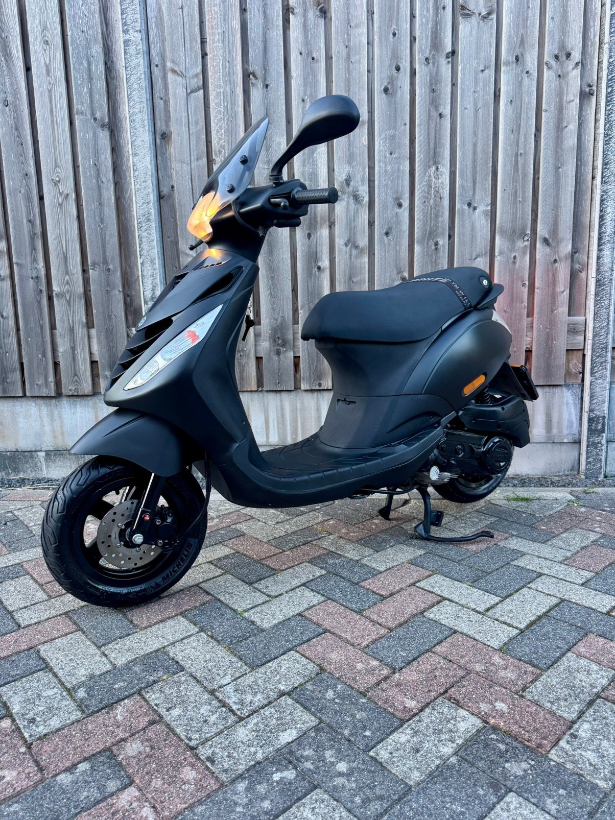 Zip SP I-Get Piaggio 4T 50cc 2020 Mat Zwart schade vrij Brom, Fietsen en Brommers, Overige modellen, Maximaal 45 km/u, Nieuw, Ophalen of Verzenden