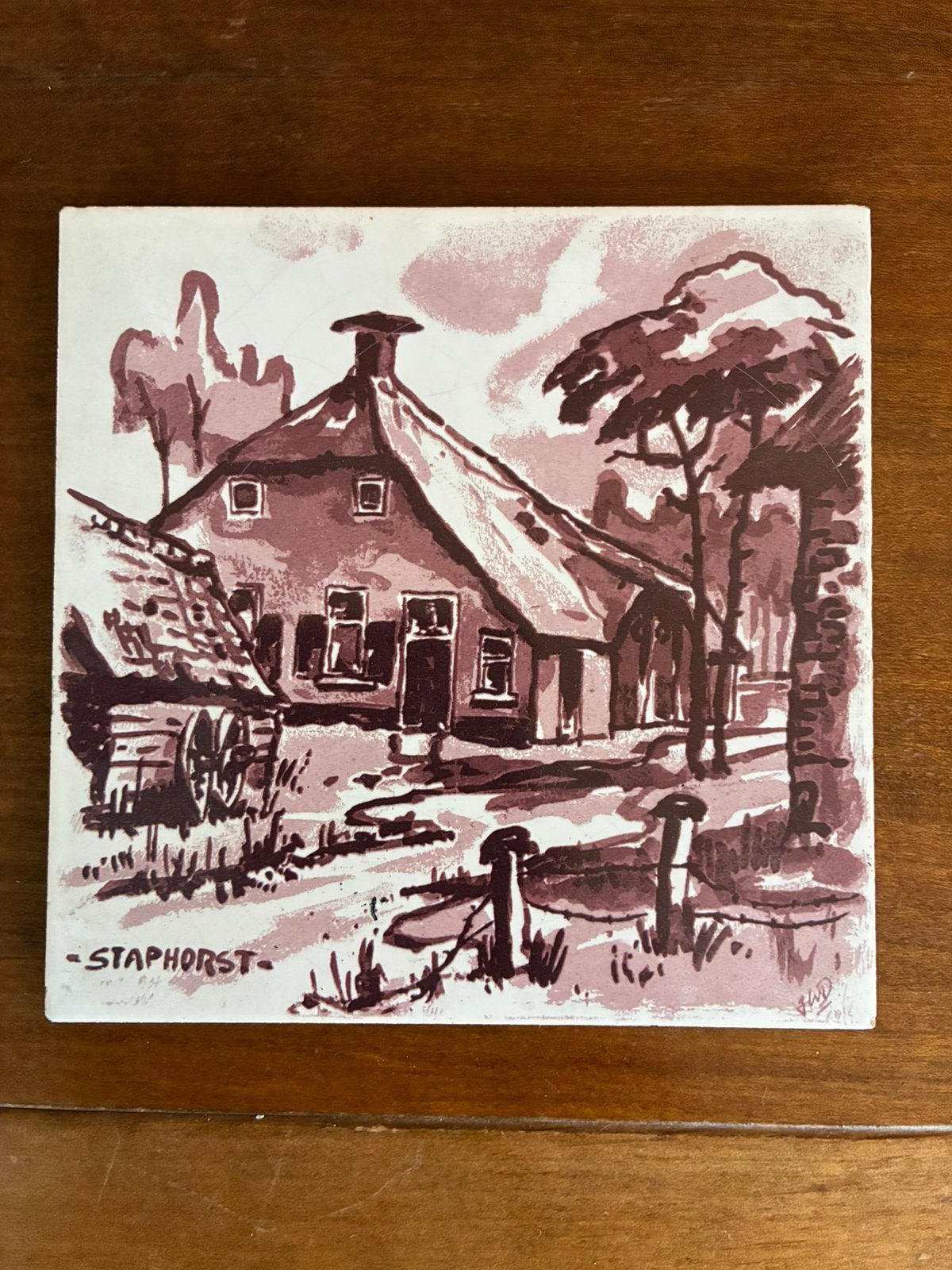 Twee oude porceleine/aardewerk tegeltjes., Ophalen