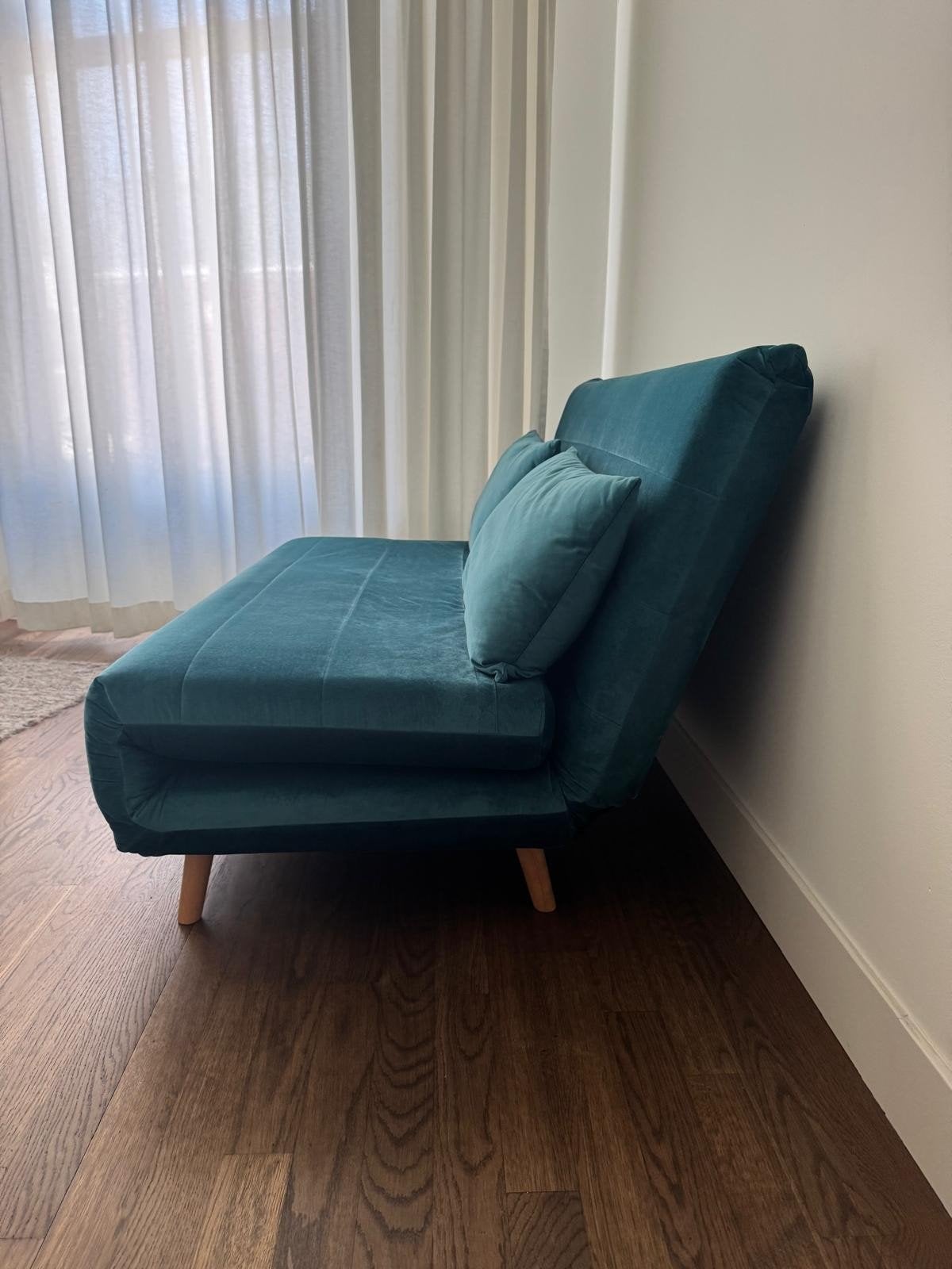 Foto 4 van Slaapbank / Futon - Zo goed als nieuw - Groenblauw