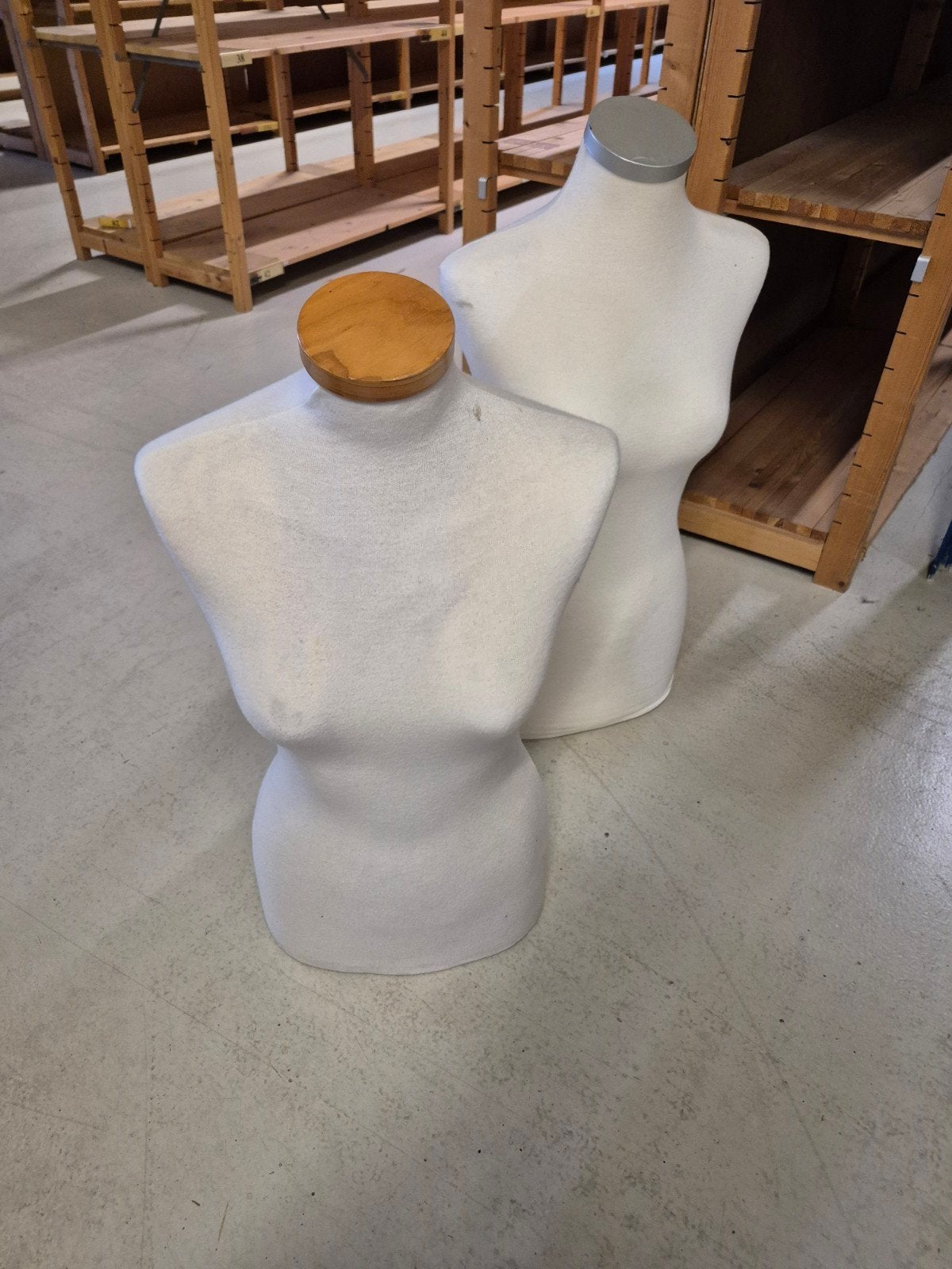 Dames buste kinder buste - gebruikt maar prima voor 2e leven