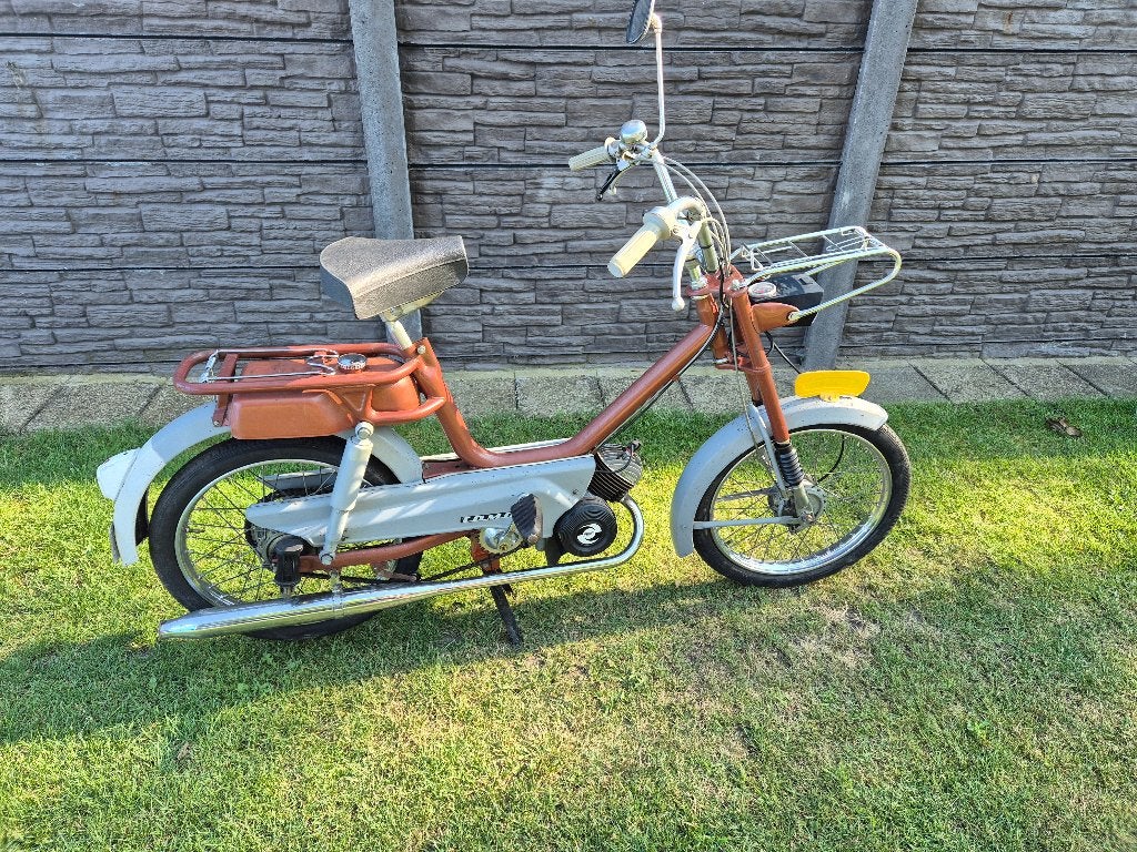 Tomos laura, Fietsen en Brommers, Brommers | Tomos, Ophalen, Standard