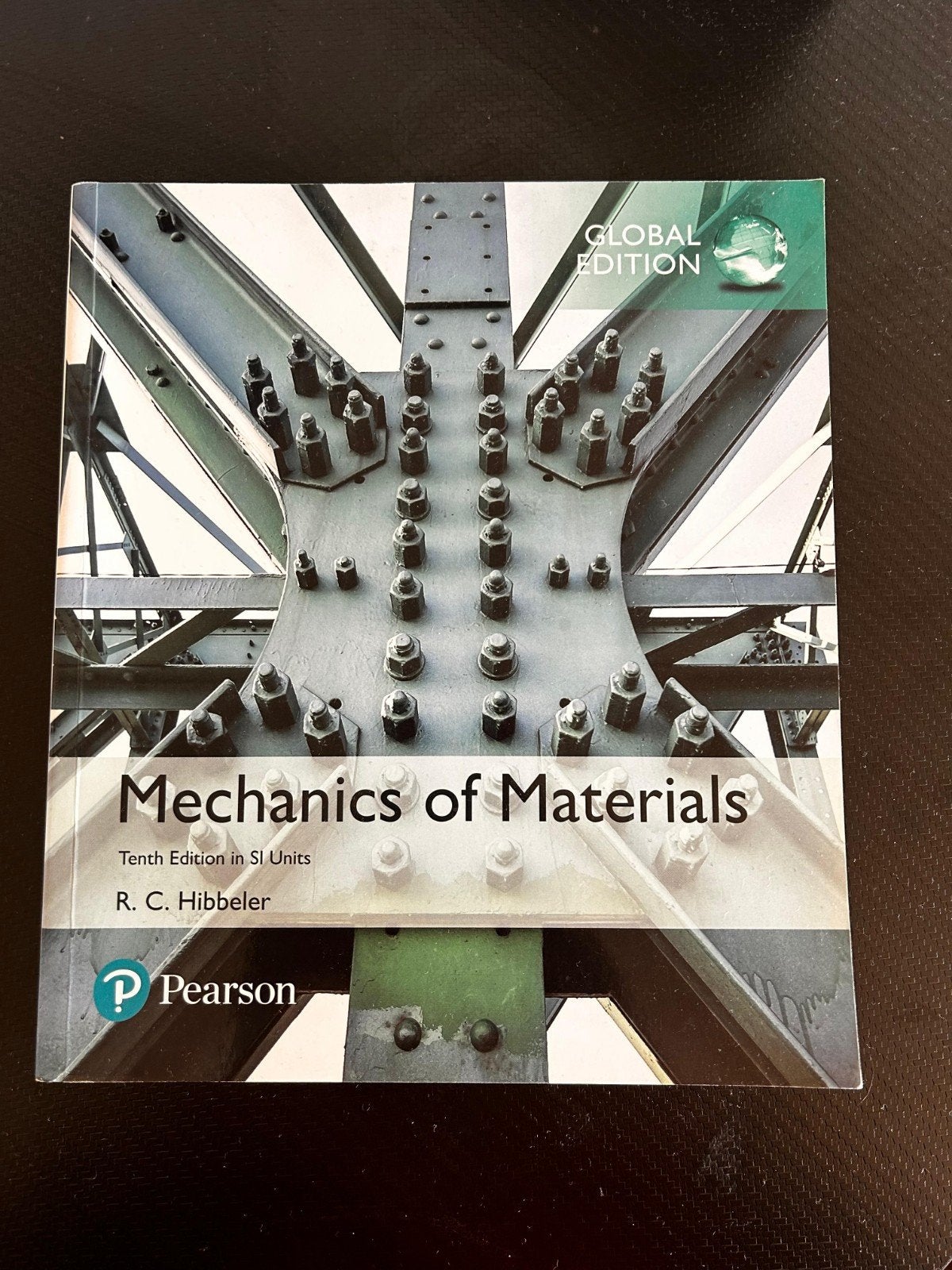 Mechanics of Materials by R.C. Hibbeler (10th edition), Ophalen of Verzenden, Zo goed als nieuw, Architectuur algemeen