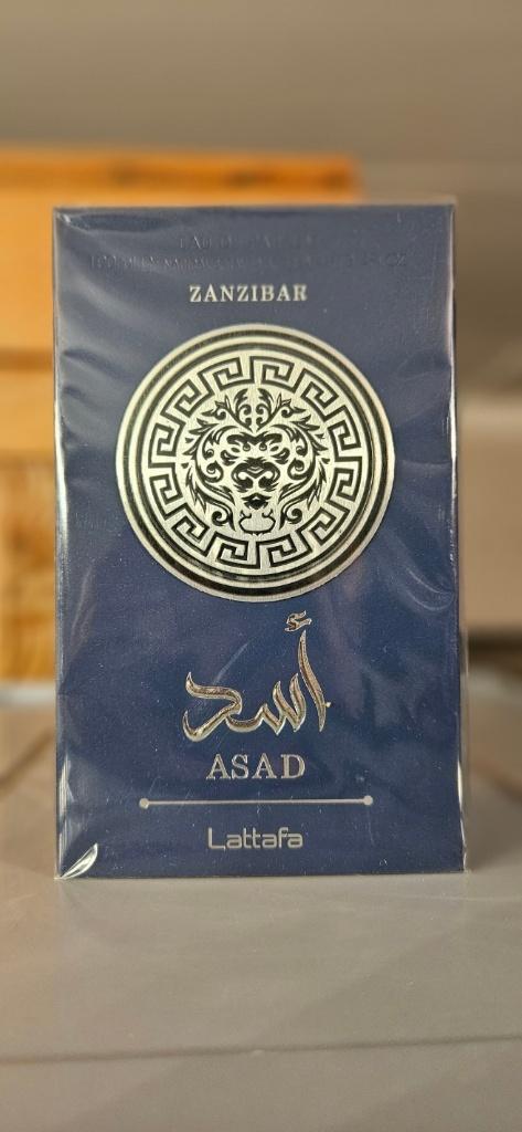 Lattafa Asad Zanzibar Eau de Parfum, Sieraden, Tassen en Uiterlijk, Uiterlijk | Parfum, Nieuw, Ophalen of Verzenden