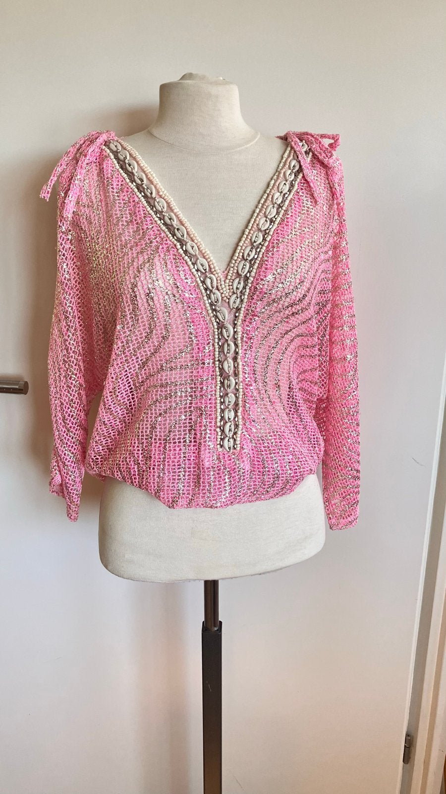 Nwe roze top / tuniek met schelpen en gouden details, Kleding | Dames, Maat 38/40 (M), Ophalen of Verzenden, Zo goed als nieuw