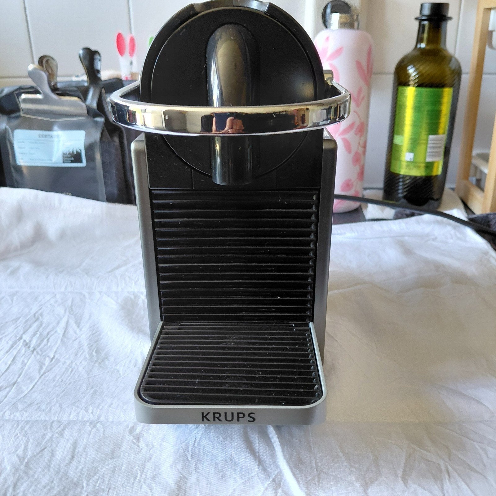 Krups Nespresso Pixie XN306T - Zo goed als nieuw, Afneembaar waterreservoir, Espresso apparaat, Ophalen of Verzenden, Zo goed als nieuw
