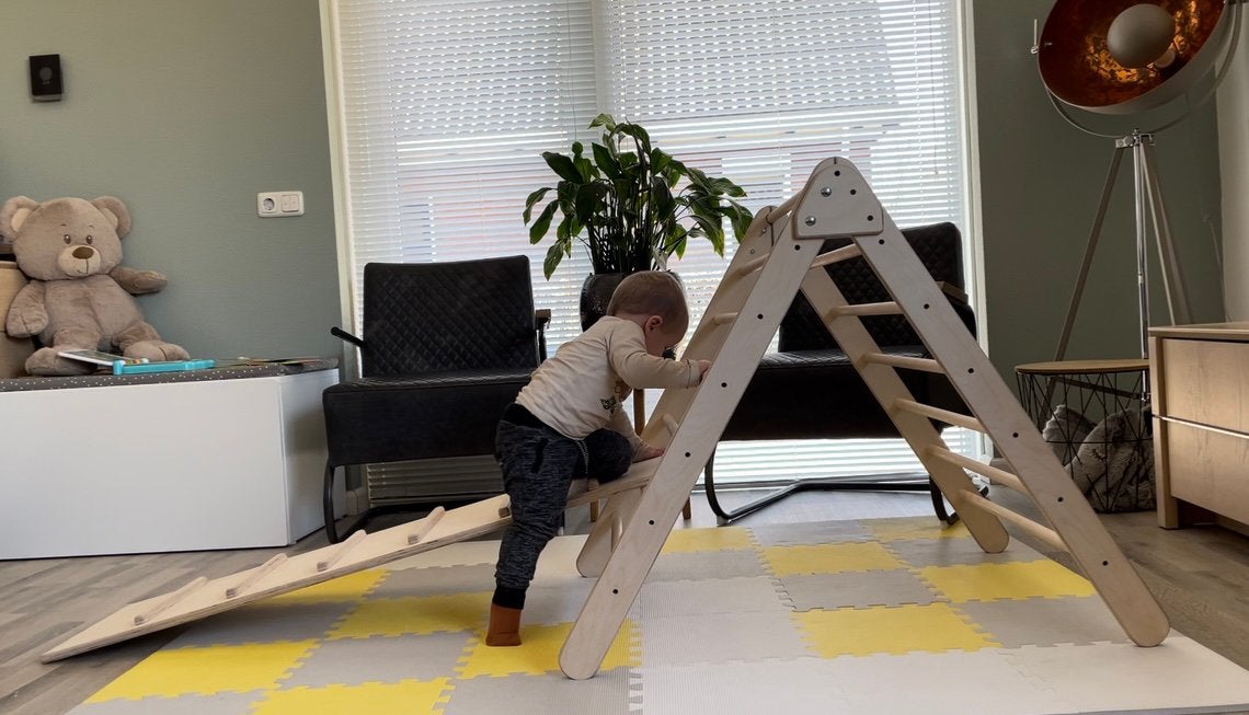 Houten Klimdriehoek met Glijbaan en Trap voor Kinderen, Ophalen, Gebruikt, Glijbaan