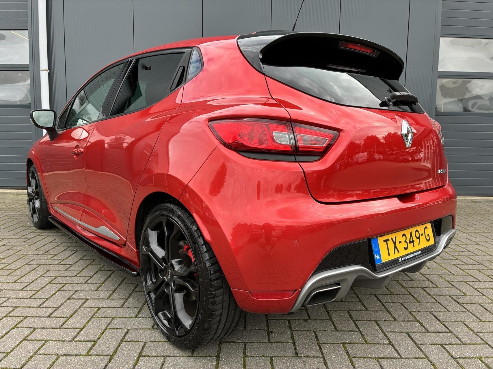 Renault Clio 1.6 R.S. 200 PK | AUTOMAAT | CLIMA | 105000 KM!, Euro 5, Gebruikt, Zwart, 4 cilinders