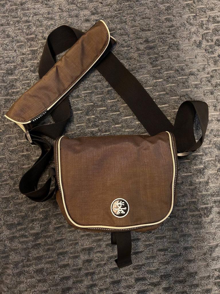 Crumpler Cupcake 2000 Shoulder Bag, Ophalen of Verzenden, Zo goed als nieuw, Schoudertas, Crumpler