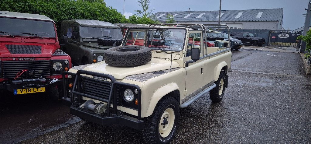 Landrover One Ten 3.5 V8 1983, Auto's, Trekhaak, 95 pk, Beige, Handgeschakeld