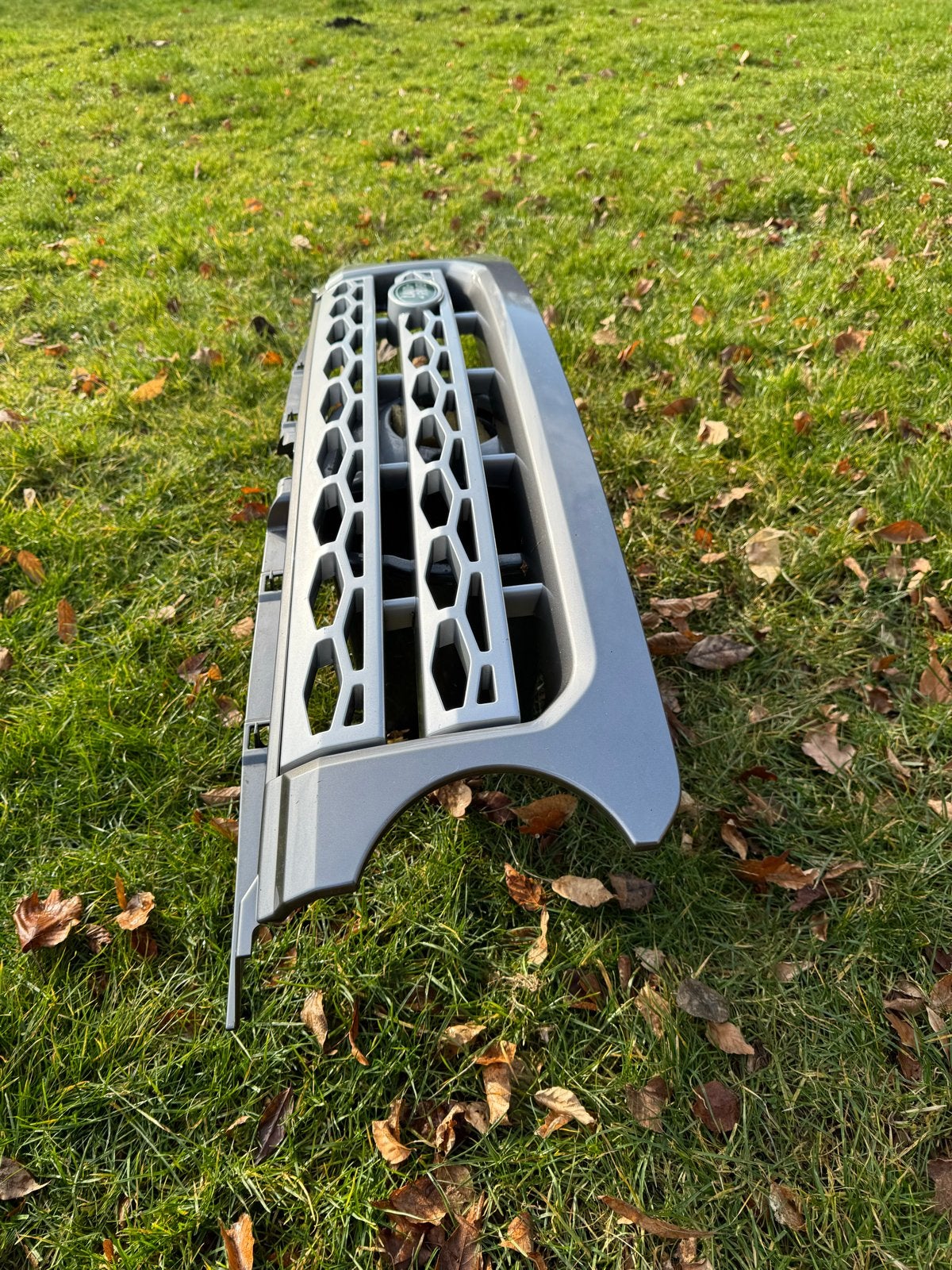 Land Rover Discovery 4 grille - Gebruikt, Ophalen, Voor, Bumper, Gebruikt