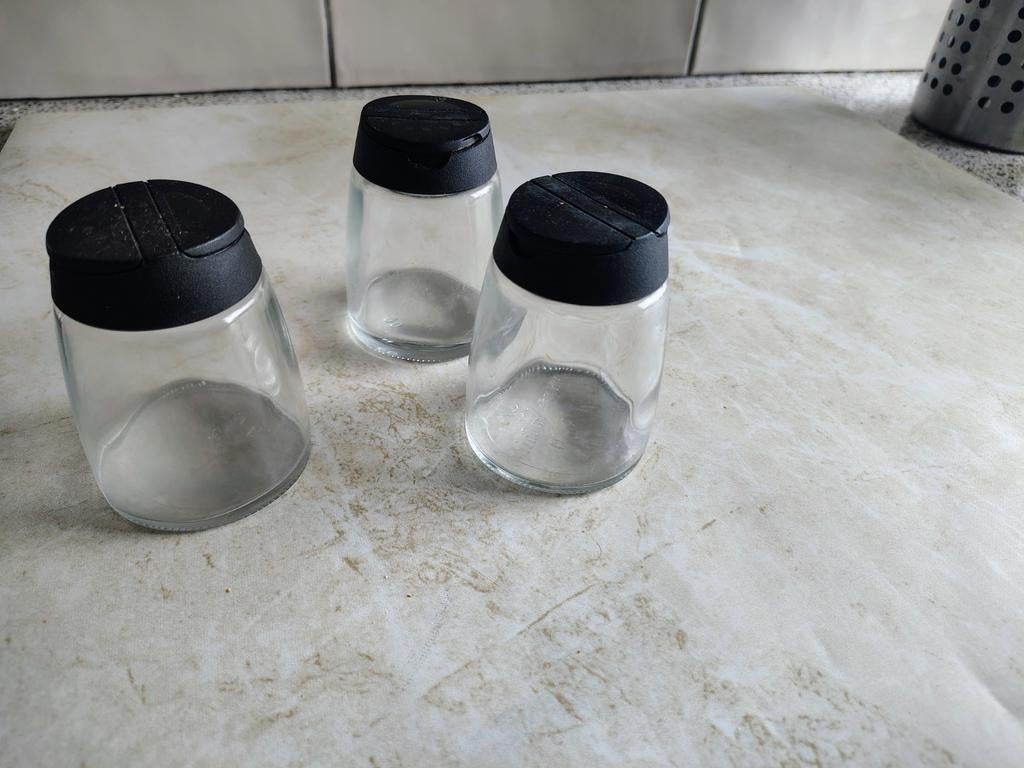 Glazen kruidenpotjes met zwarte draaidop (3 stuks), Ophalen of Verzenden, Voorraadpot, Overige merken, Glas