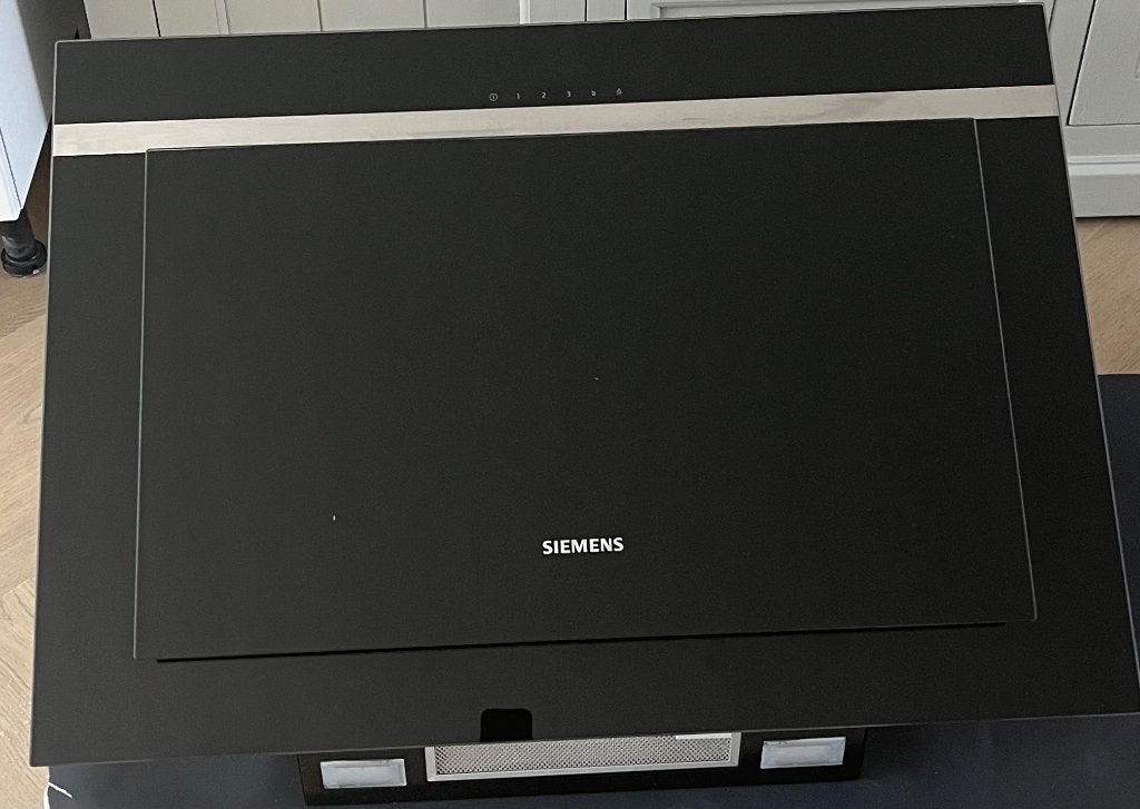Afzuigkap Siemens, Ophalen, Wandschouwkap, Zo goed als nieuw, 400 tot 600 m³ per uur