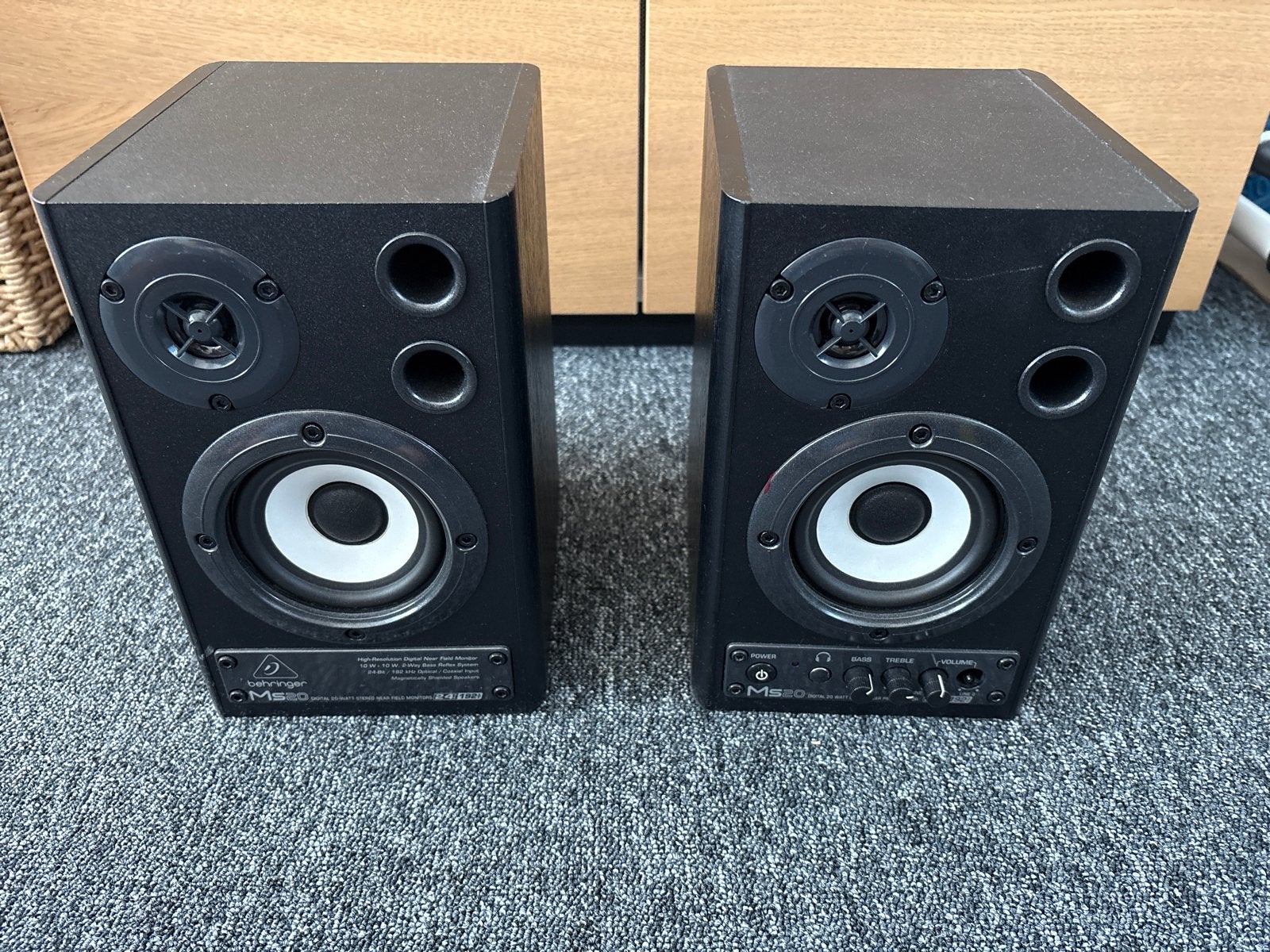 Behringer MS20 actieve studiomonitoren met kabels, Overige merken, Gebruikt, Ophalen of Verzenden, Minder dan 60 watt
