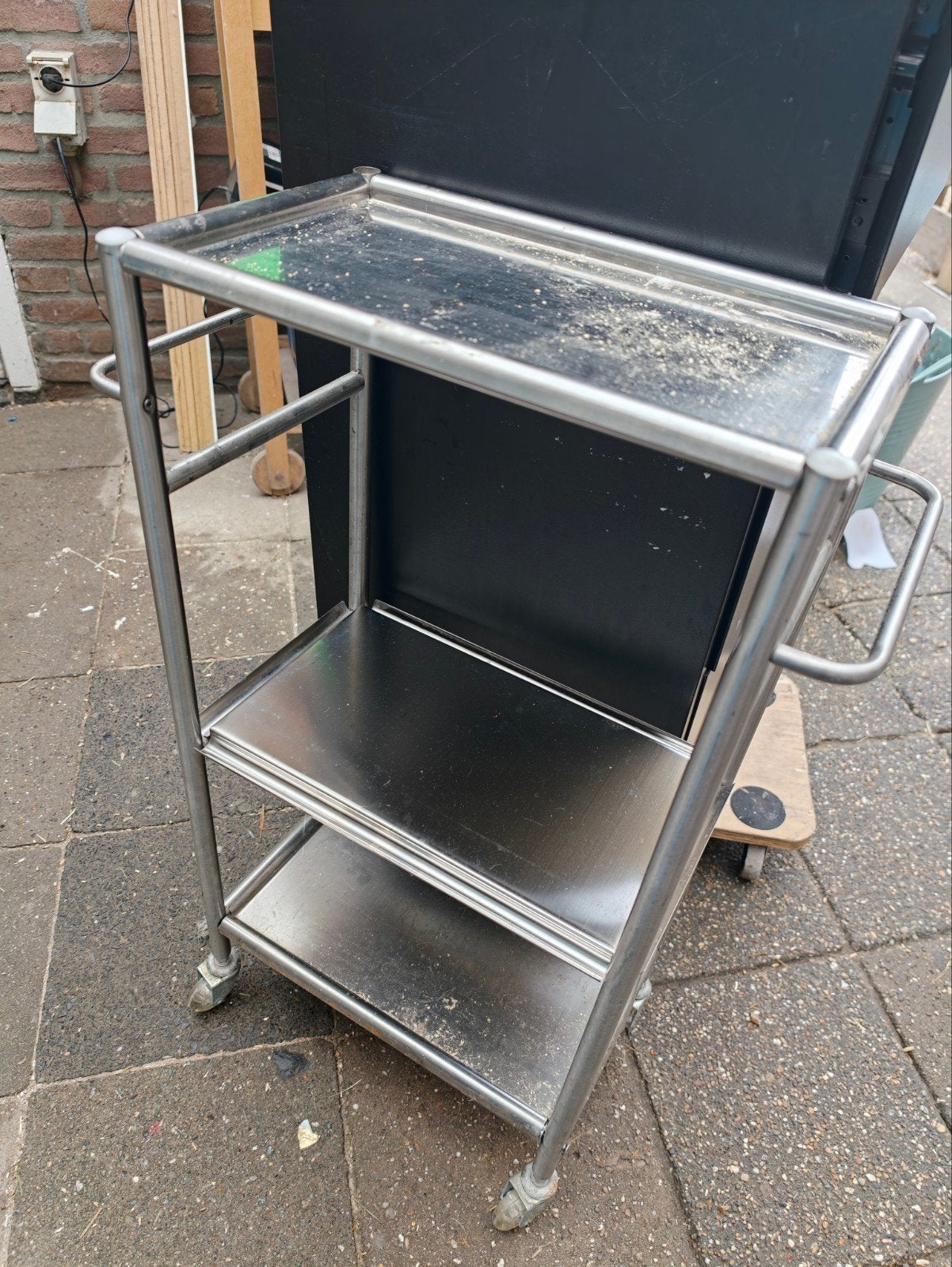 Ikea Grundtal Trolley, Ophalen