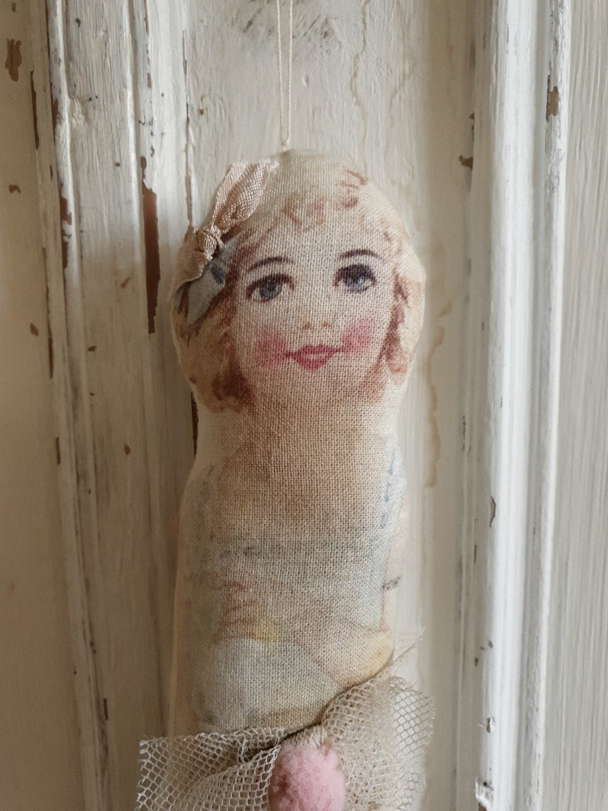 Grappig stoffen popje, Verzamelen, Poppen, Ophalen of Verzenden, Pop