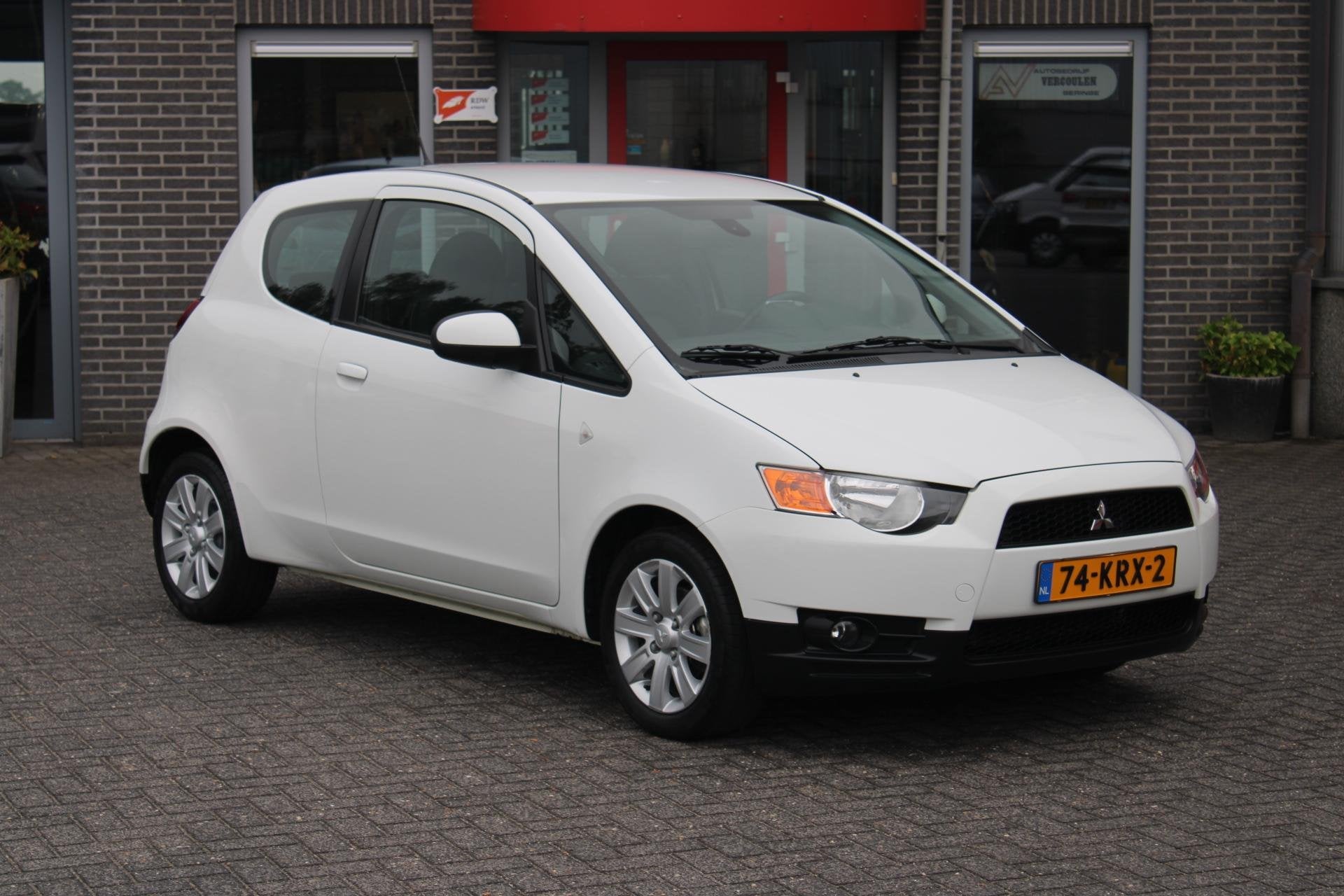 Mitsubishi Colt 1.3 Edition Two Airco/Cruise/N.A.P. 43909km!, Auto's, Voorwielaandrijving, Stof, Gebruikt, Bedrijf