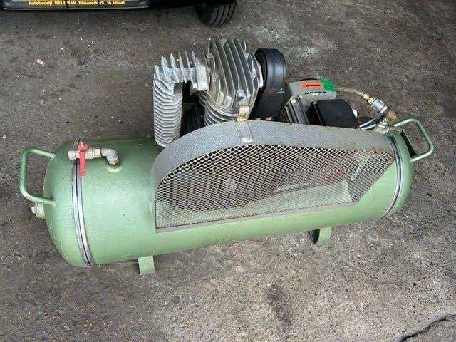 Creemers compressor 360 ltr/min 2.2 kw 380 volt als nieuw, Ophalen, Creemers, Mr Schifstraat 14, Zo goed als nieuw