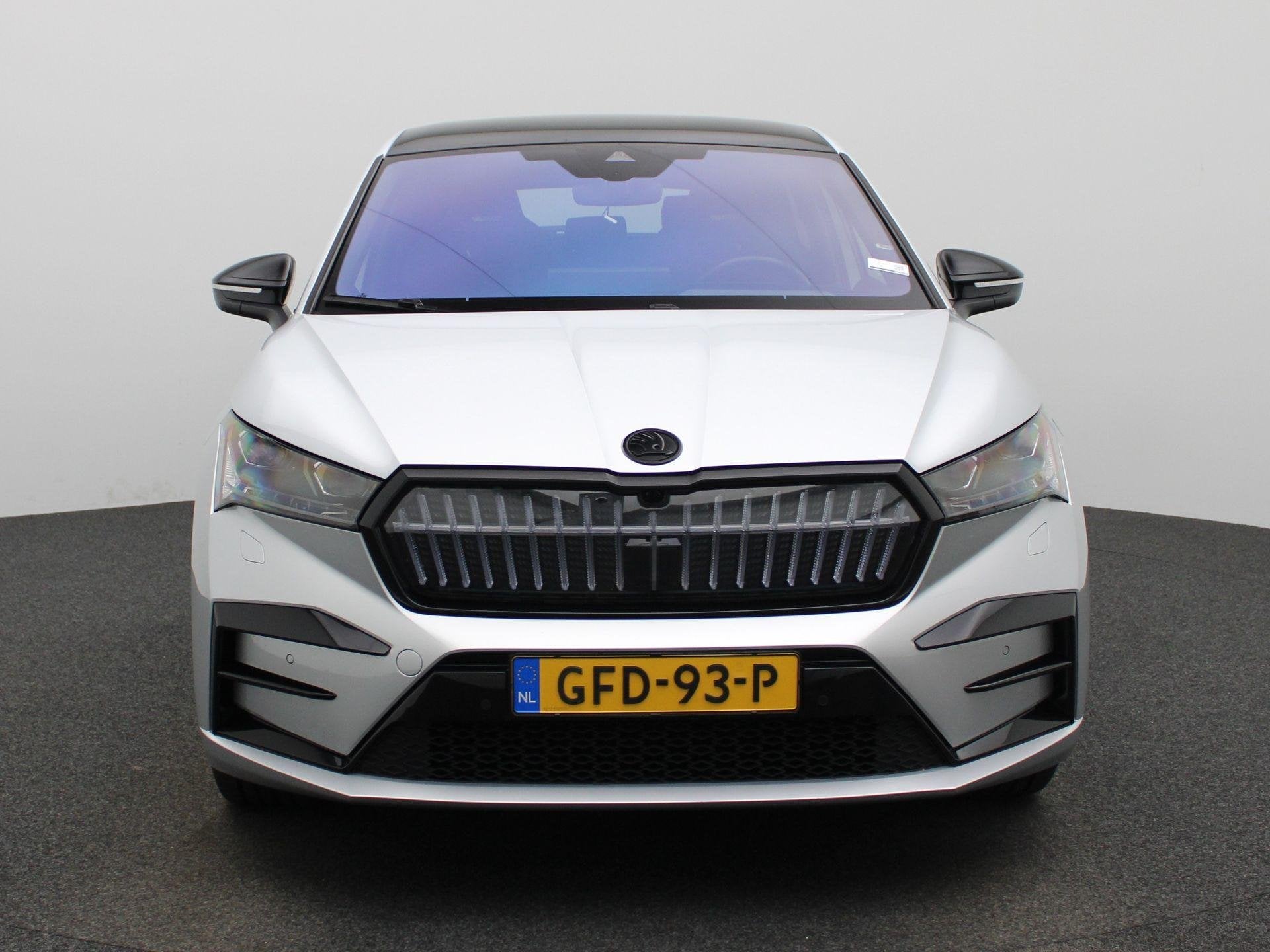 Skoda Enyaq Coupé iV 80 RS | PANORAMADAK | SFEERVERLICHTING, Auto's, 12 maanden, Gebruikt, 82 kWh, Origineel Nederlands